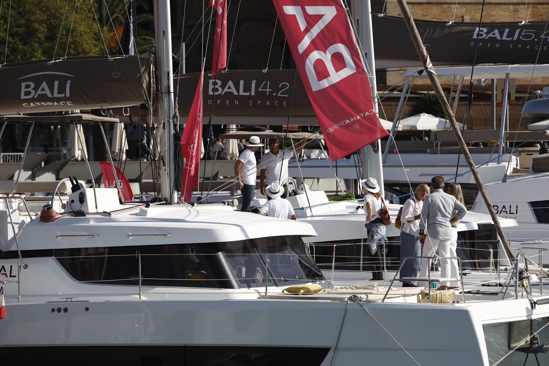 L'expositor de Bali Catamarans, al Moll d'Espanya del Saló Nàutic de Barcelona | ACN