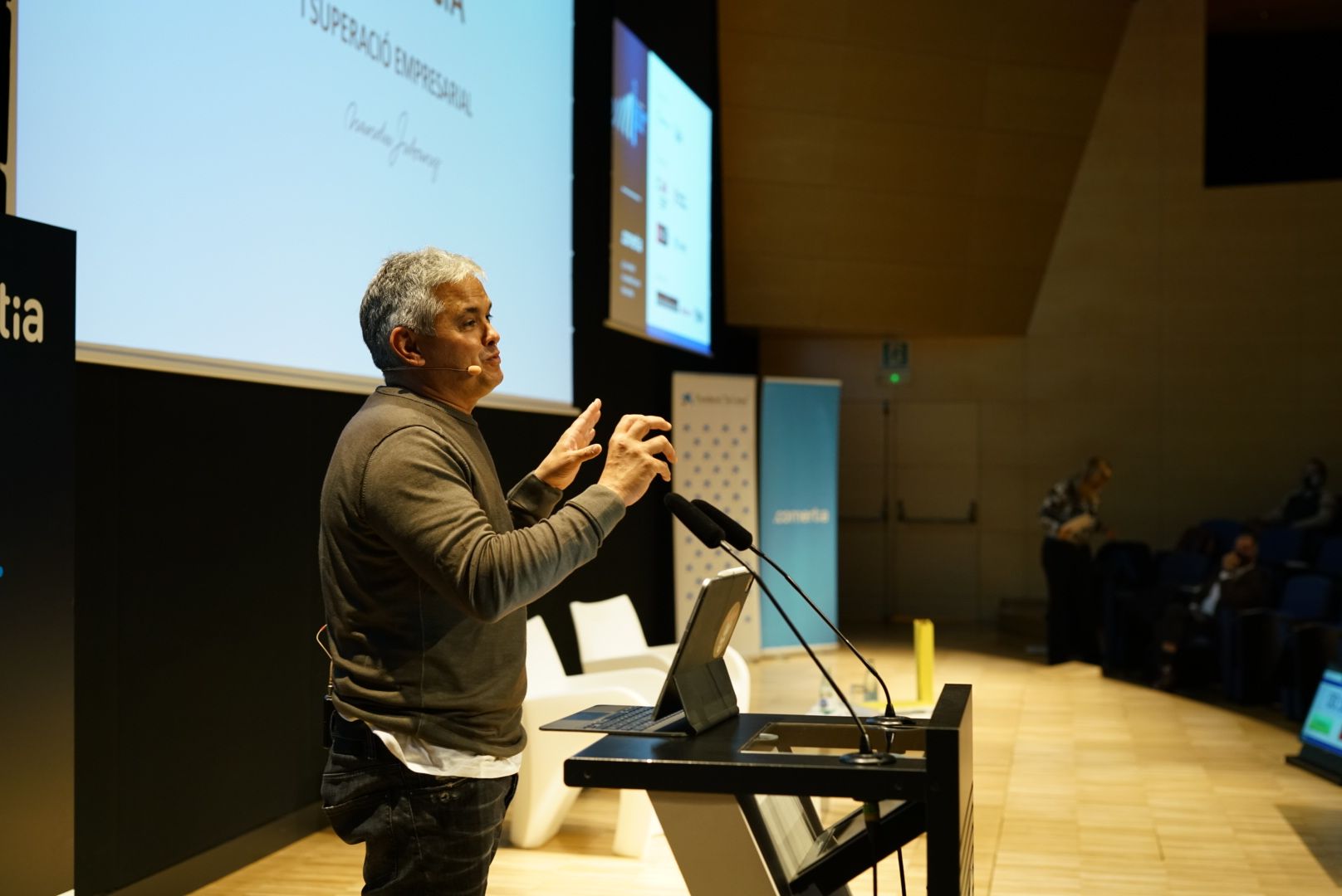 El chef Nandu Jubany durante su intervenció en la Jornada Retail de Comertia | Cedida