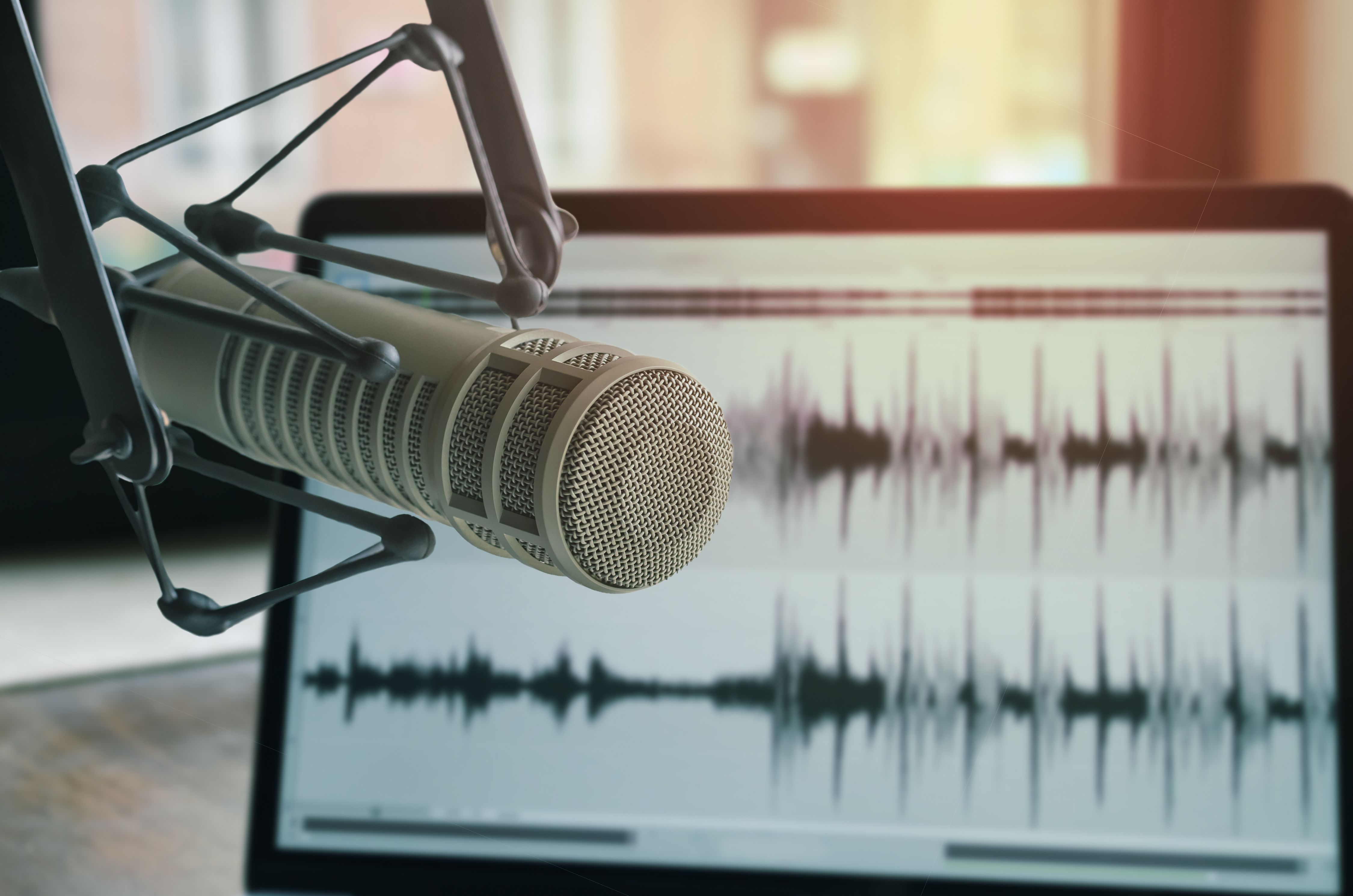 Podcast y marketing de contenidos | iStock