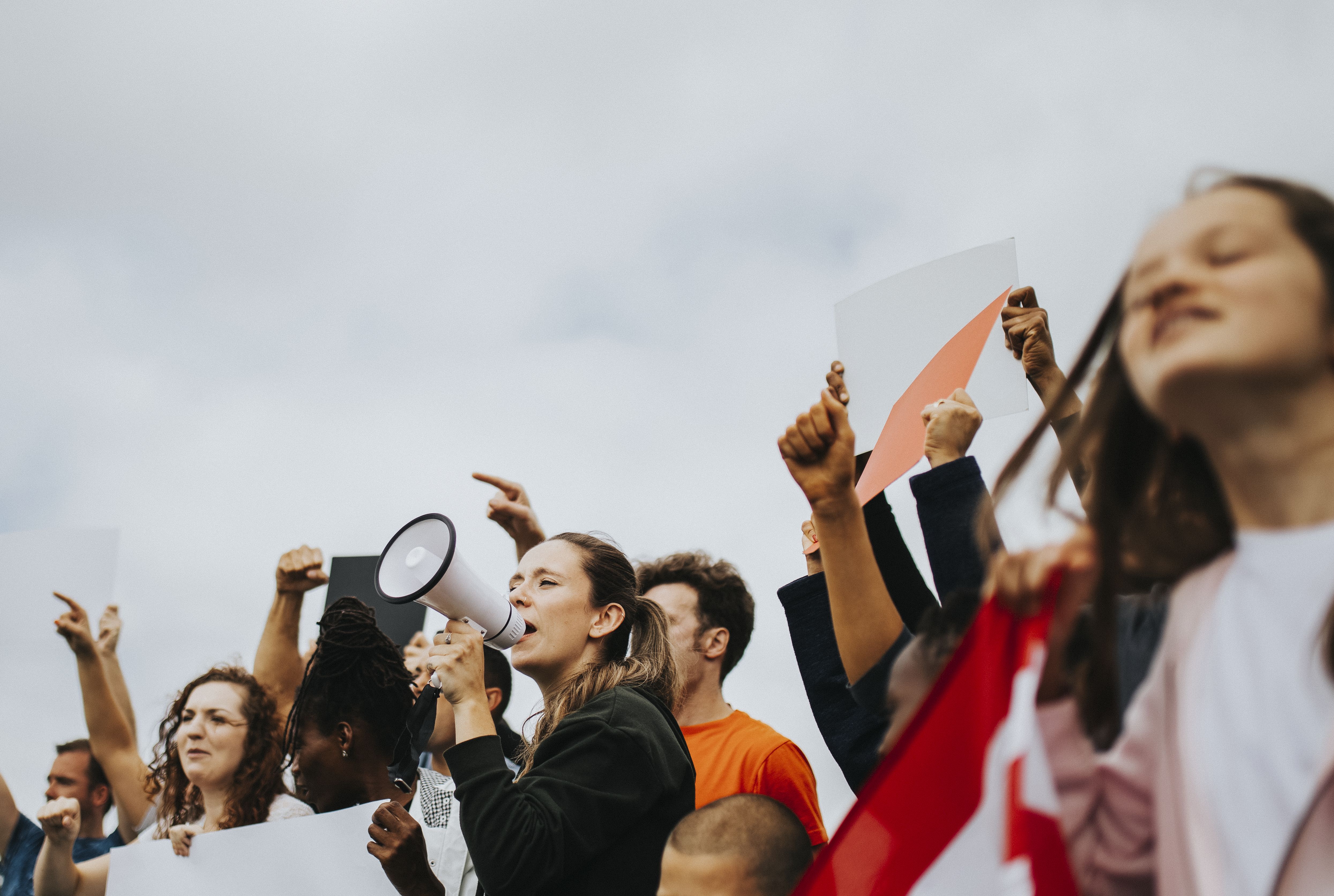 Thomas Piketty propone una estrategia de profundización de la igualdad y los derechos colectivos a su 'Breve historia' | iStock