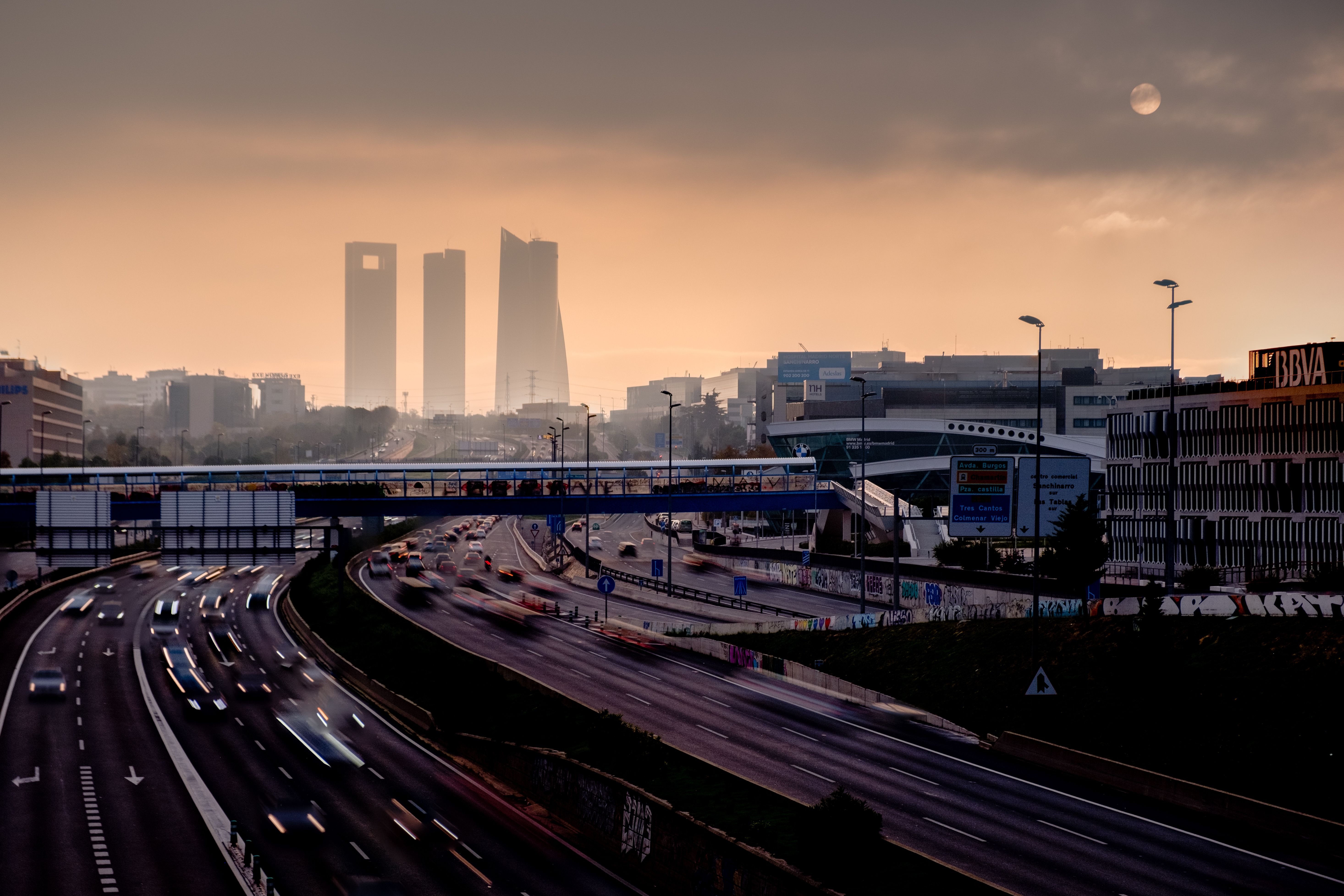 La contaminación ambiental presenta un importante riesgo para niños y adolescentes | iStock