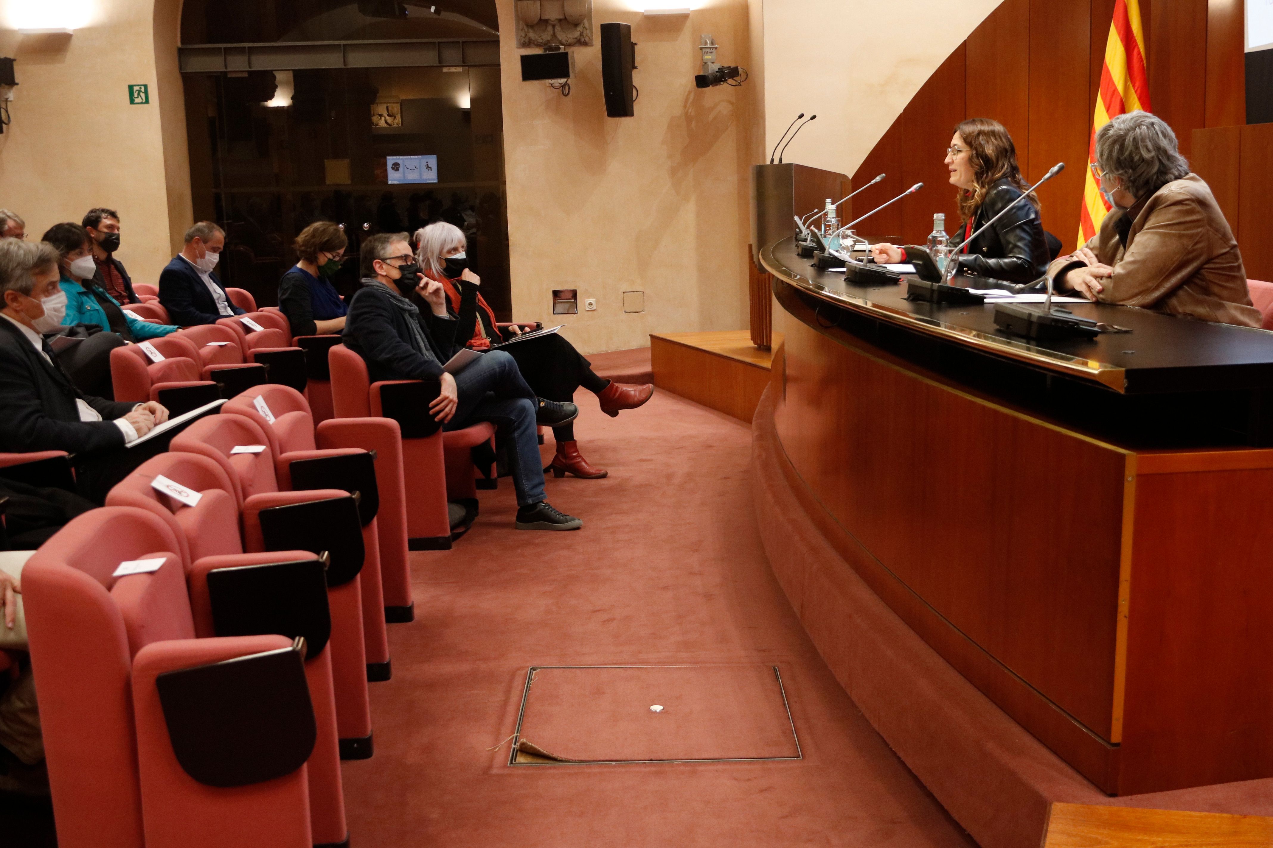 El acto de presentación de la prueba piloto de RBU al Palau de la Generalitat | ACN