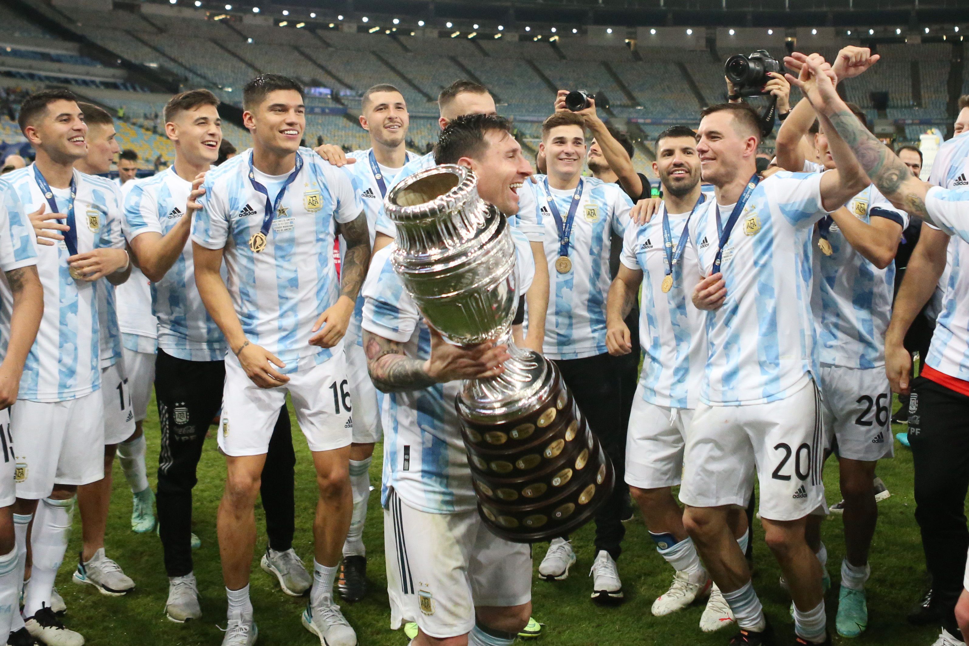 Leo Messi celebrant la darrera Copa Amèrica, que Kosmos va adquirir en exclusiva per al mercat espanyol | EP