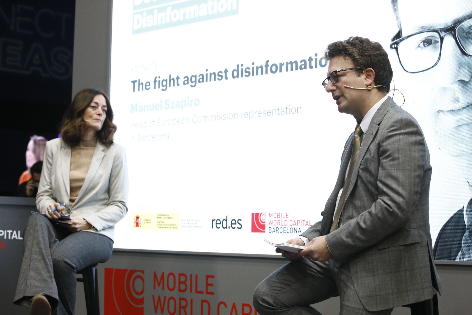 Manuel Szapiro, jefe de la Comisión Europea en Barcelona, durante su presentación sobre la lucha contra la desinformación | Cedida