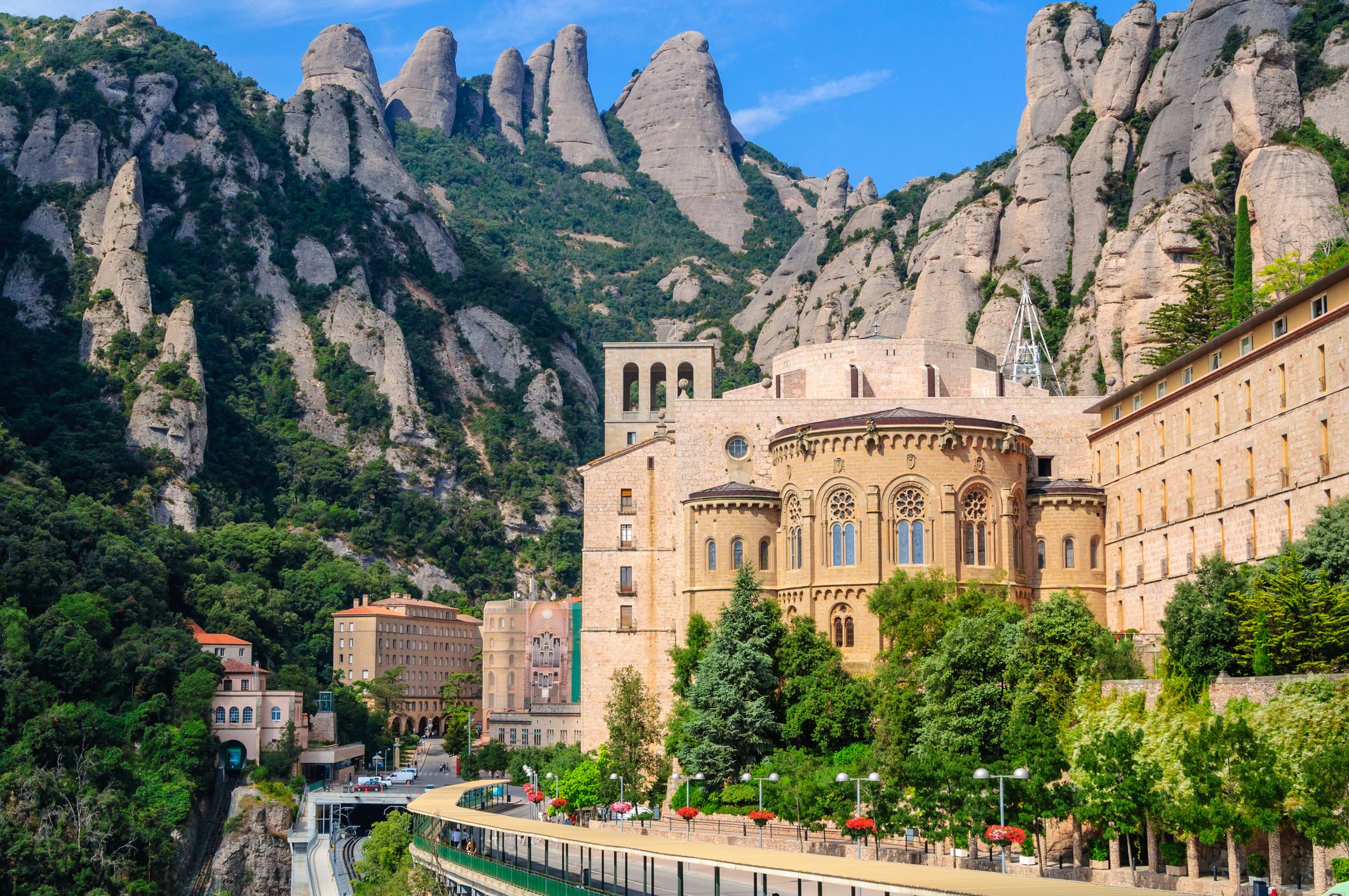 Santa Maria de Montserrat | iStock