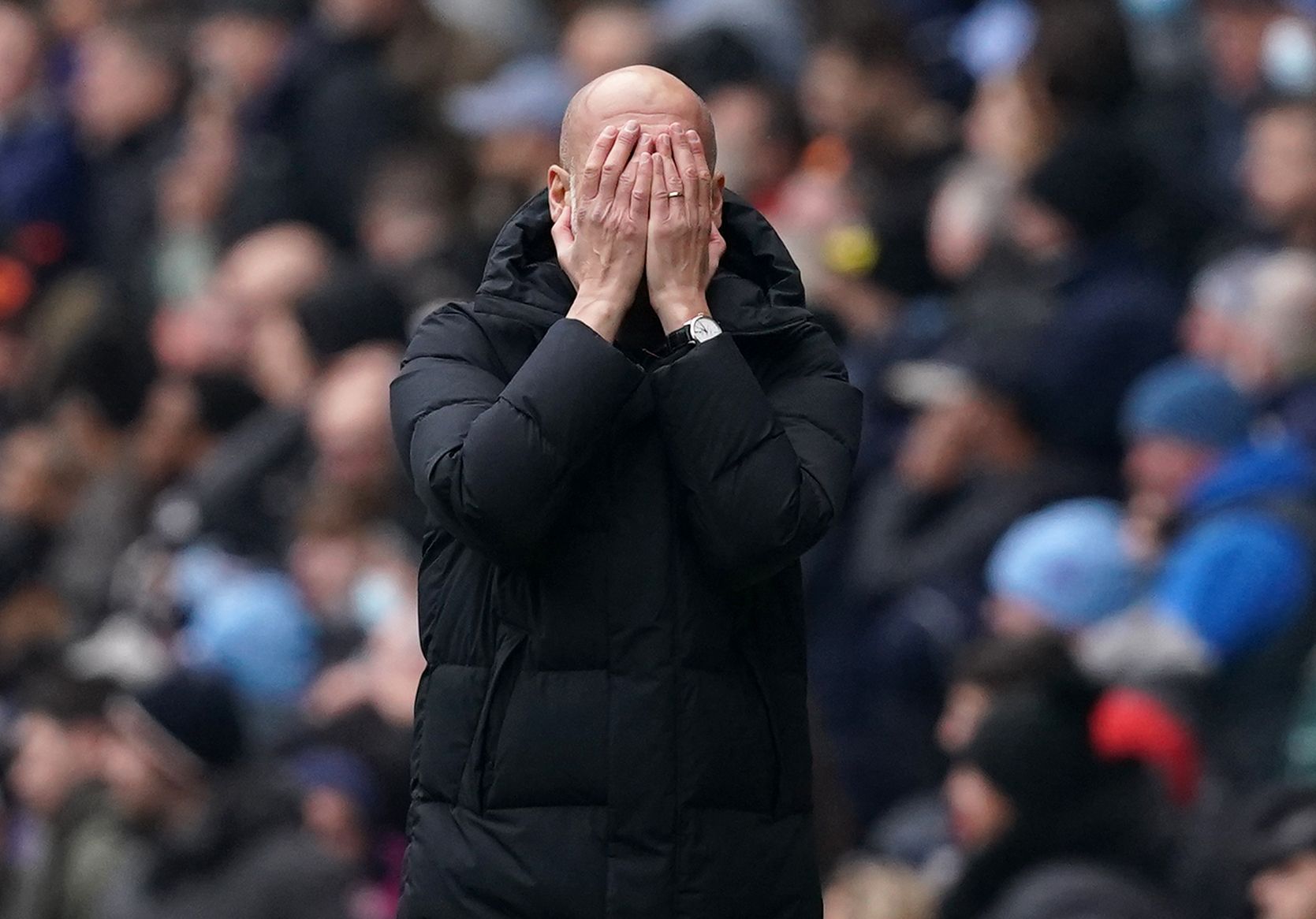 Pep Guardiola durante un partido de la Premier League. | EP