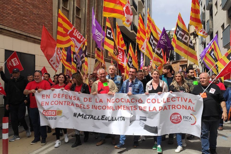 Una mobilització sindical dels treballadors del metall a Sabadell | ACN