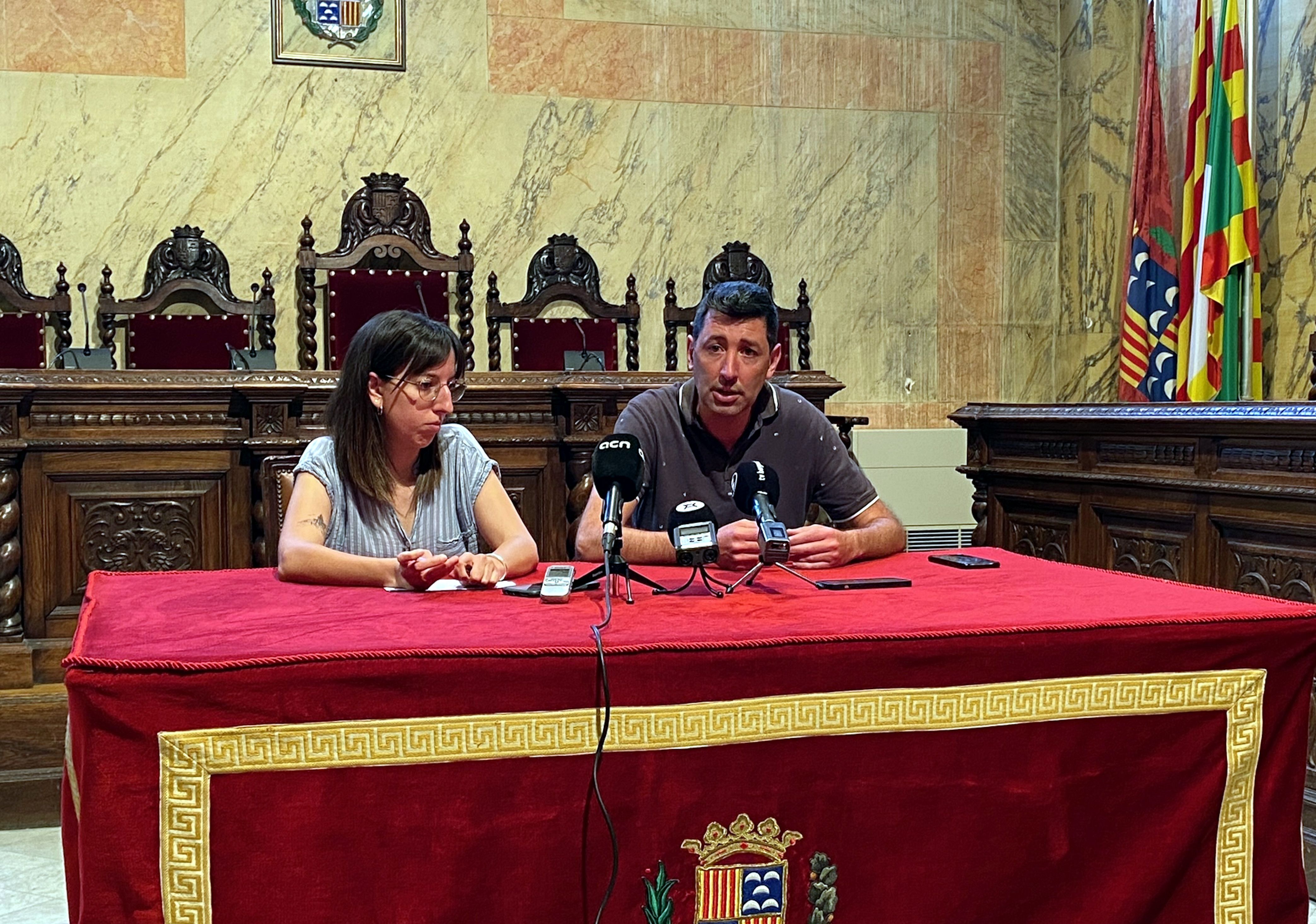 El alcalde de Berga, Ivan Sánchez, y la concejala de Patum, Roser Valverde | ACN