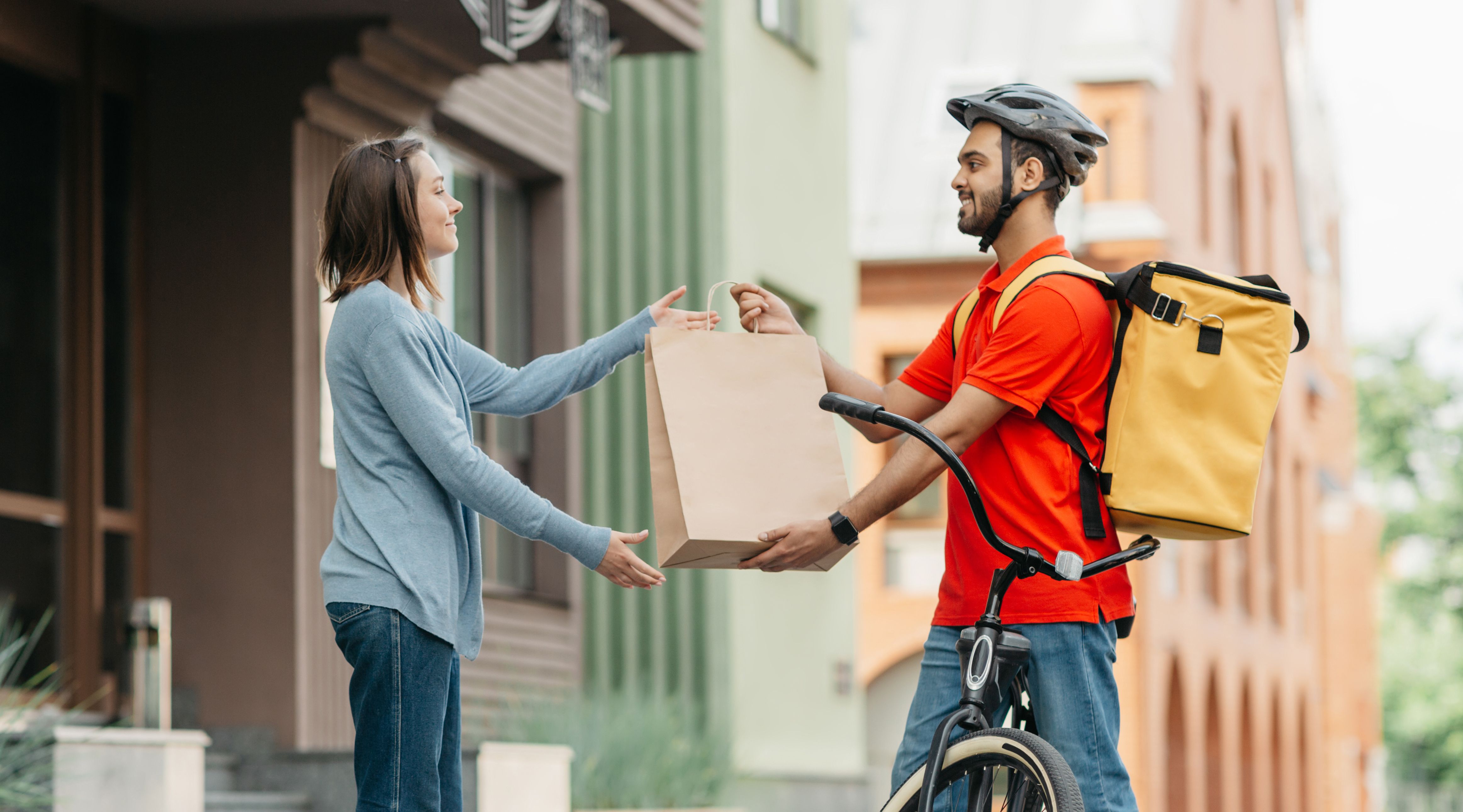 El sector de la restauración apuesta por potenciar el servicio de 'click and collect' |iStock