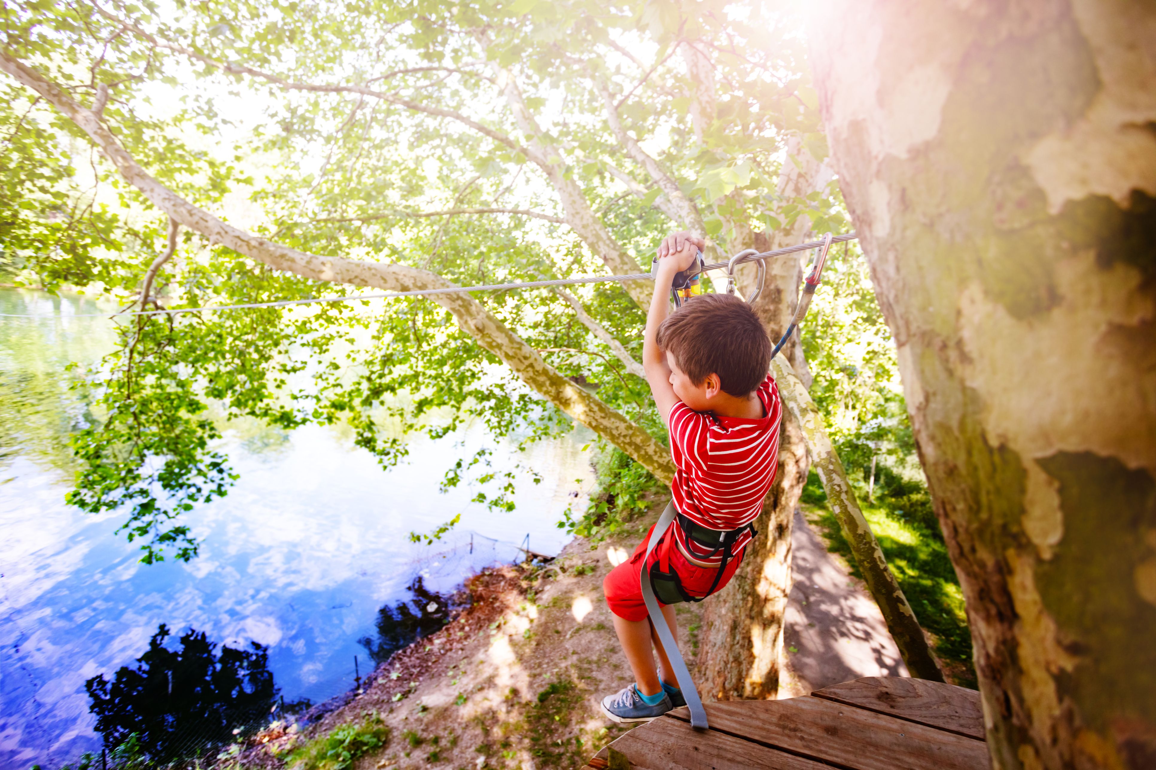 Infants gaudint de l'estiu | iStock