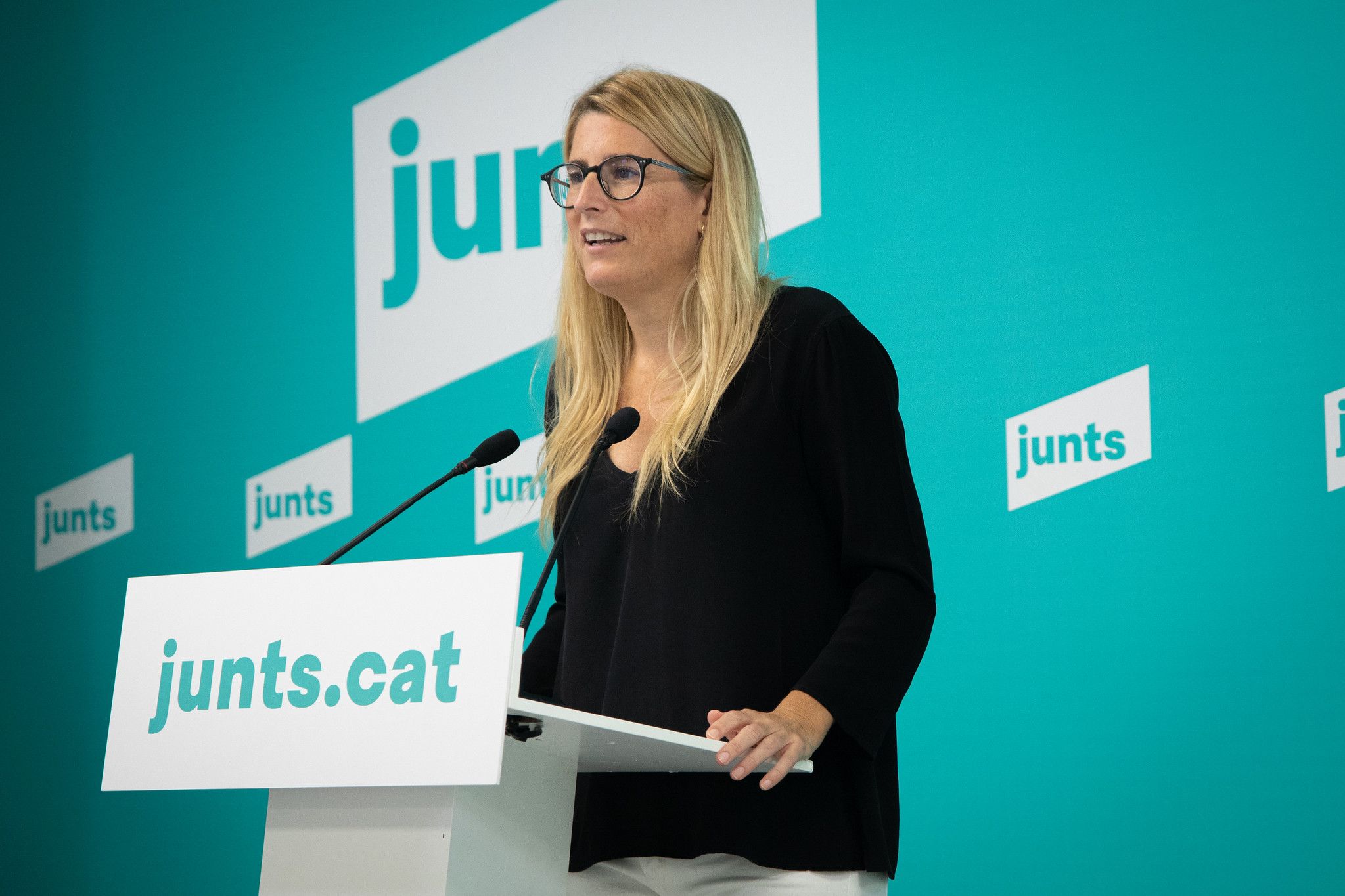 Imatge d'Elsa Artadi en una roda de premsa de Junts | Junts 