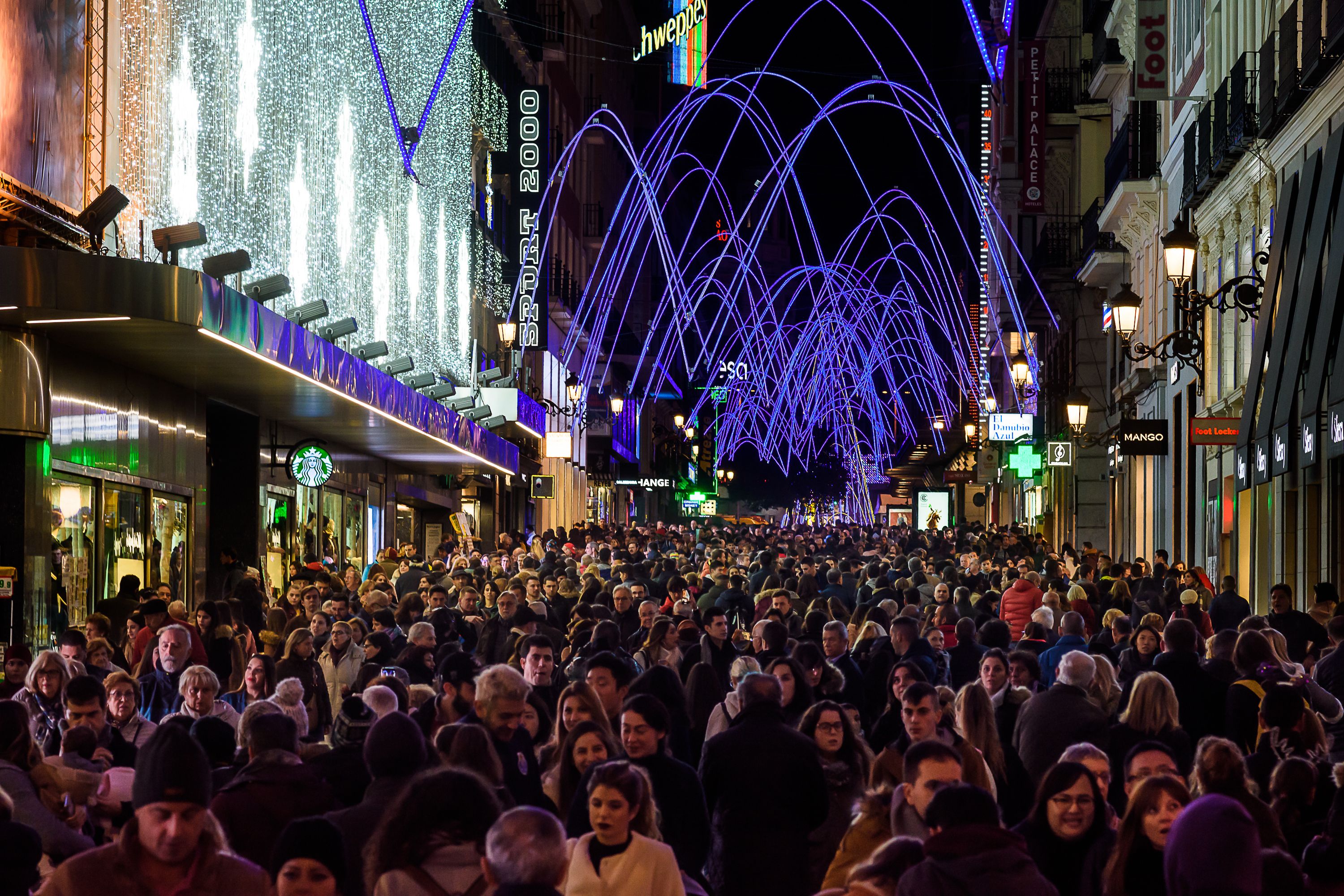 Los catalanes gastaran una media de 459 euros por Navidad | iStock