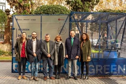 Marina Arnaldos, directora de creixement de Cetaqua, Álvaro Mayor, project manager de Cetaqua,Martí Domènech, coordinador d'Acció Climàtica de la Diputació de Barcelona, Nuria Marin, presidenta de la Diputació de Barcelona, Felipe Campos, conseller delegat d'Aigües de Barcelona, Catalina Balseiro, directora d'Innovació i Coneixement d'Aigües de Barcelona