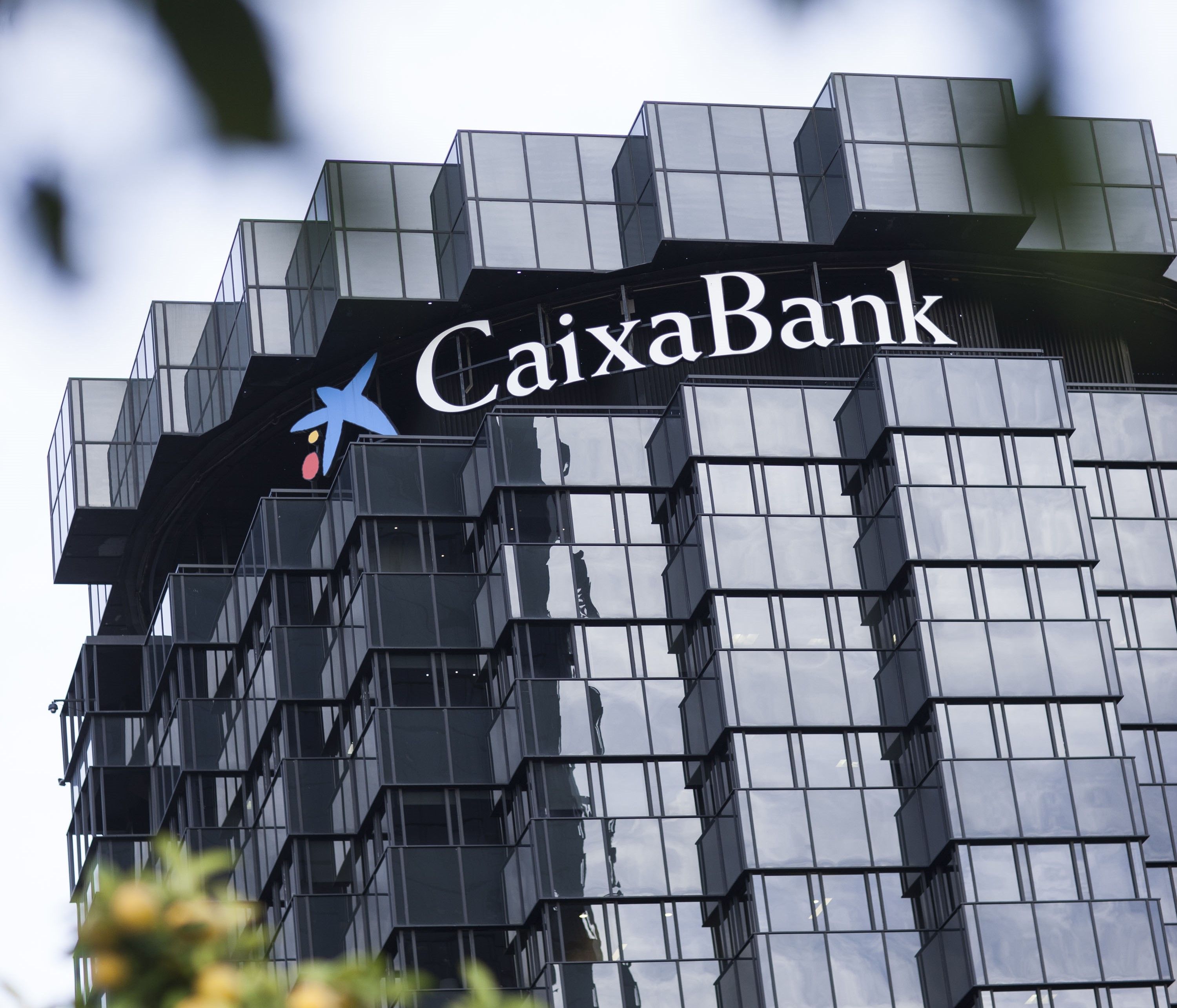 Exterior de la seu de CaixaBank | CaixaBank