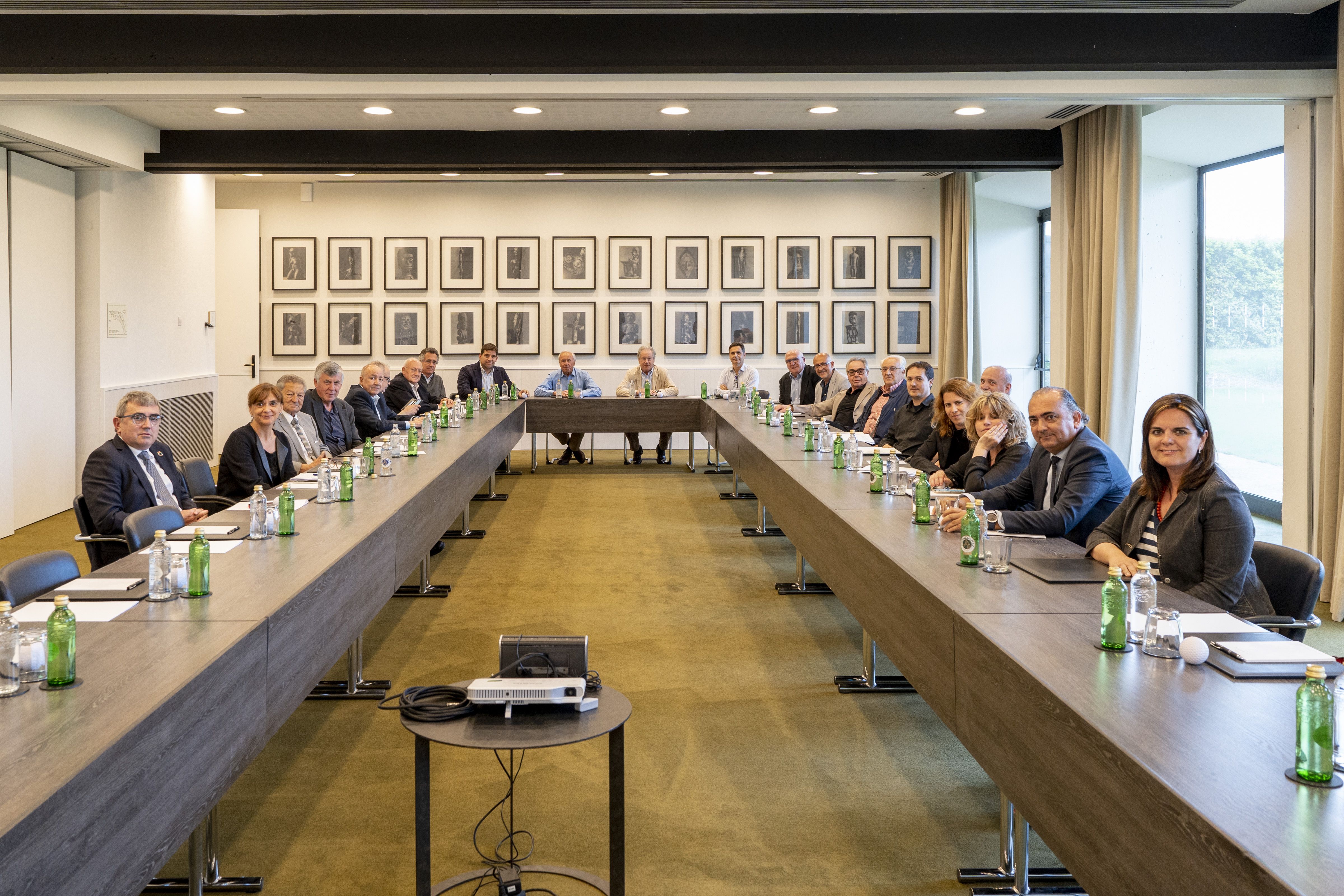 Los miembros de la FOEG, durante una reunión | Cedida