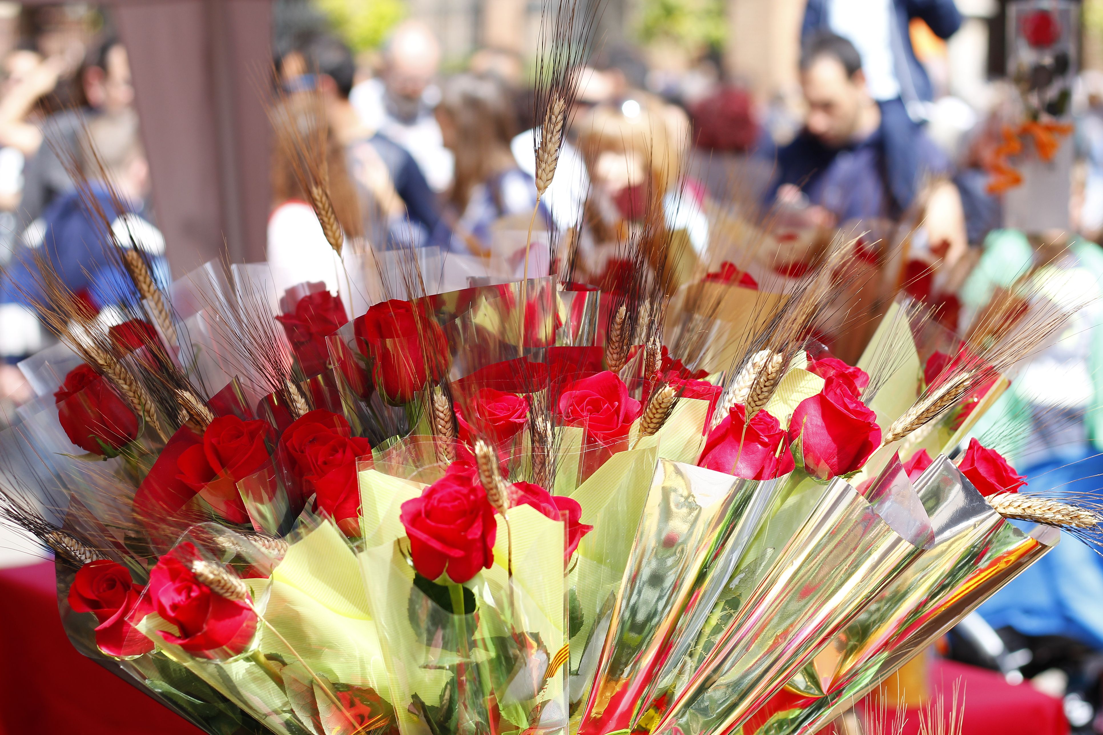 Durant Sant Jordi es venen el 30% del total de les roses que es comercialitzen a Catalunya al llarg de l’any | iStock