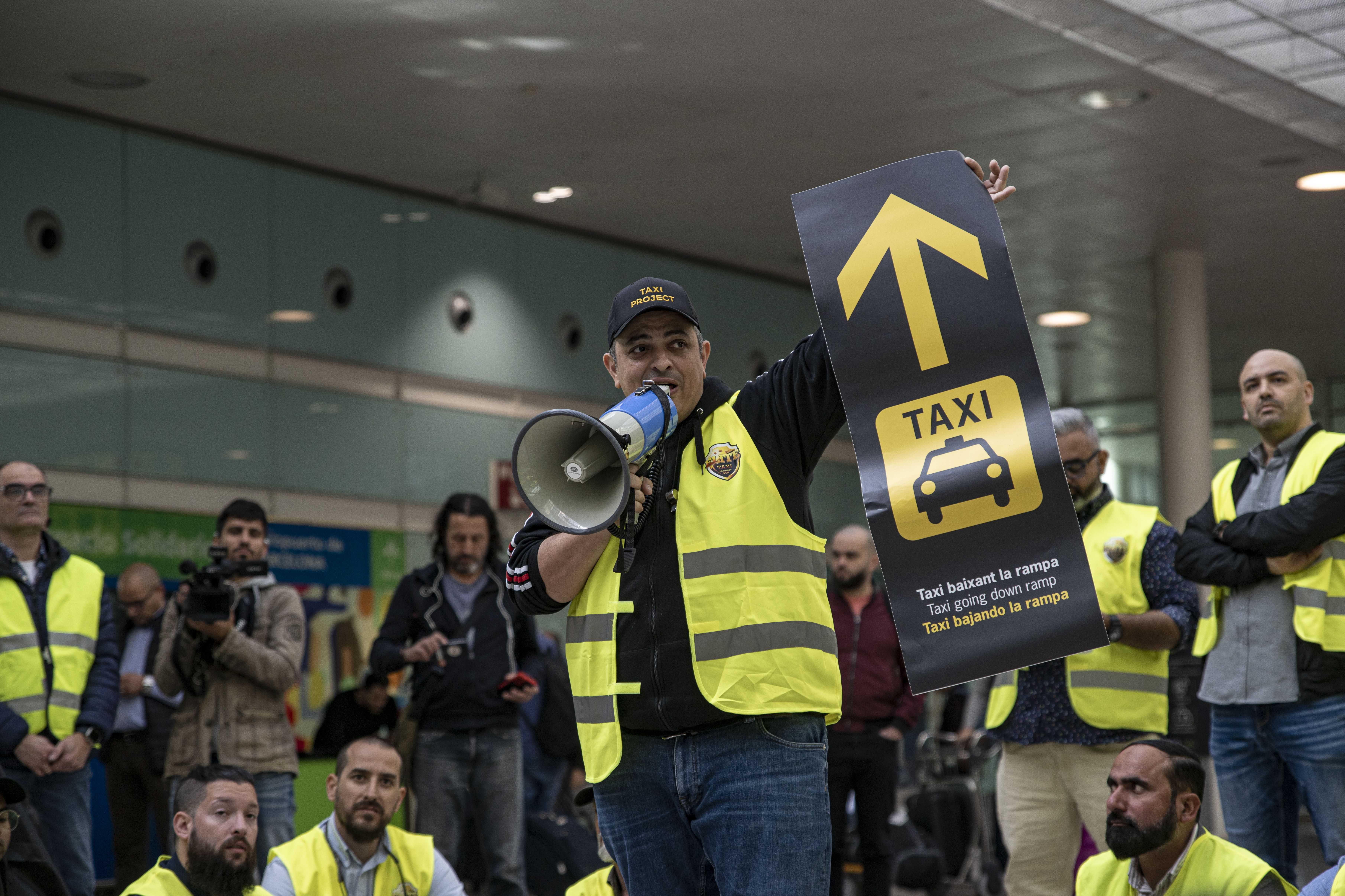 Els taxistes a l'Aeroport del Prat | EP