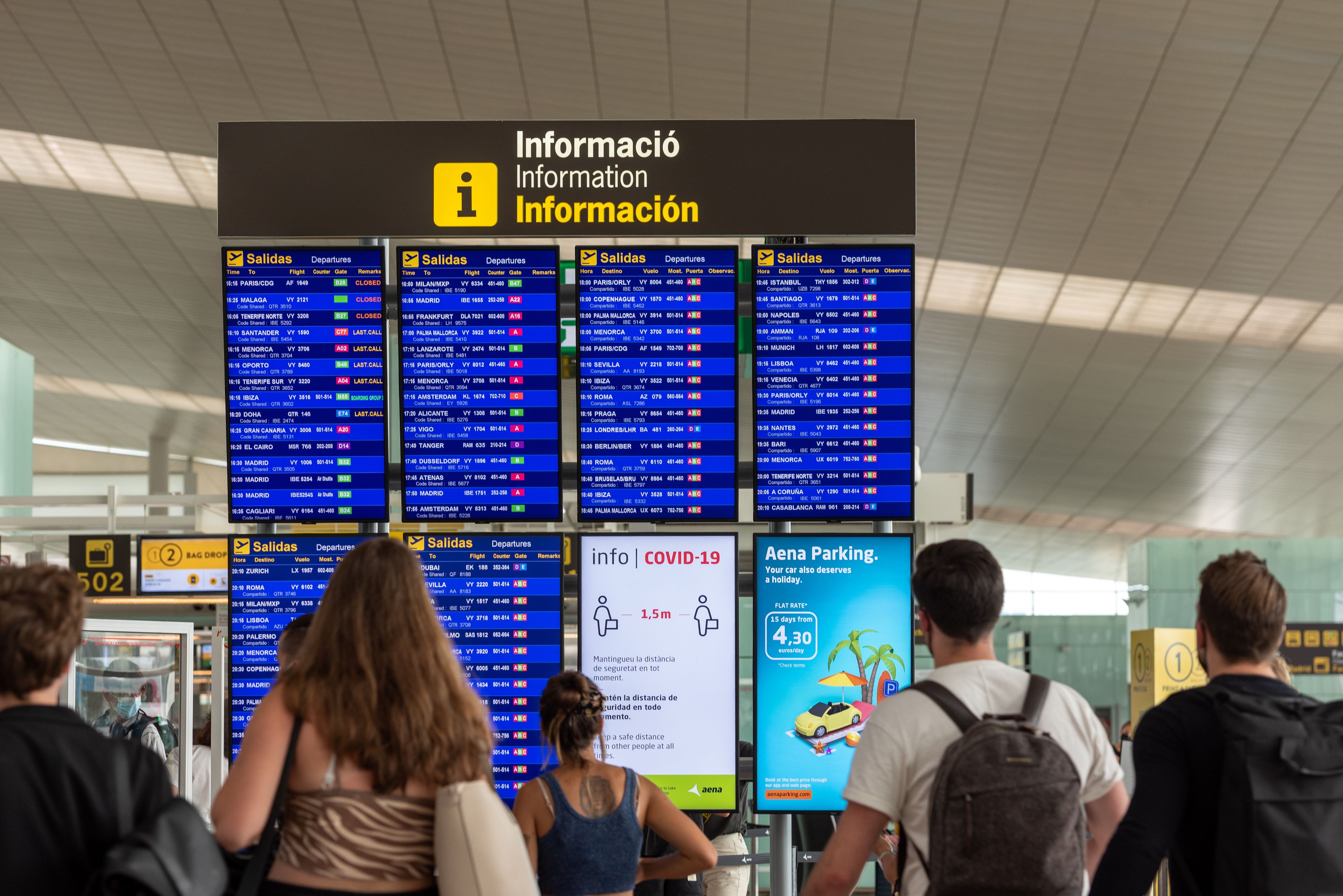 Interior de l'aeroport del Prat | iStock