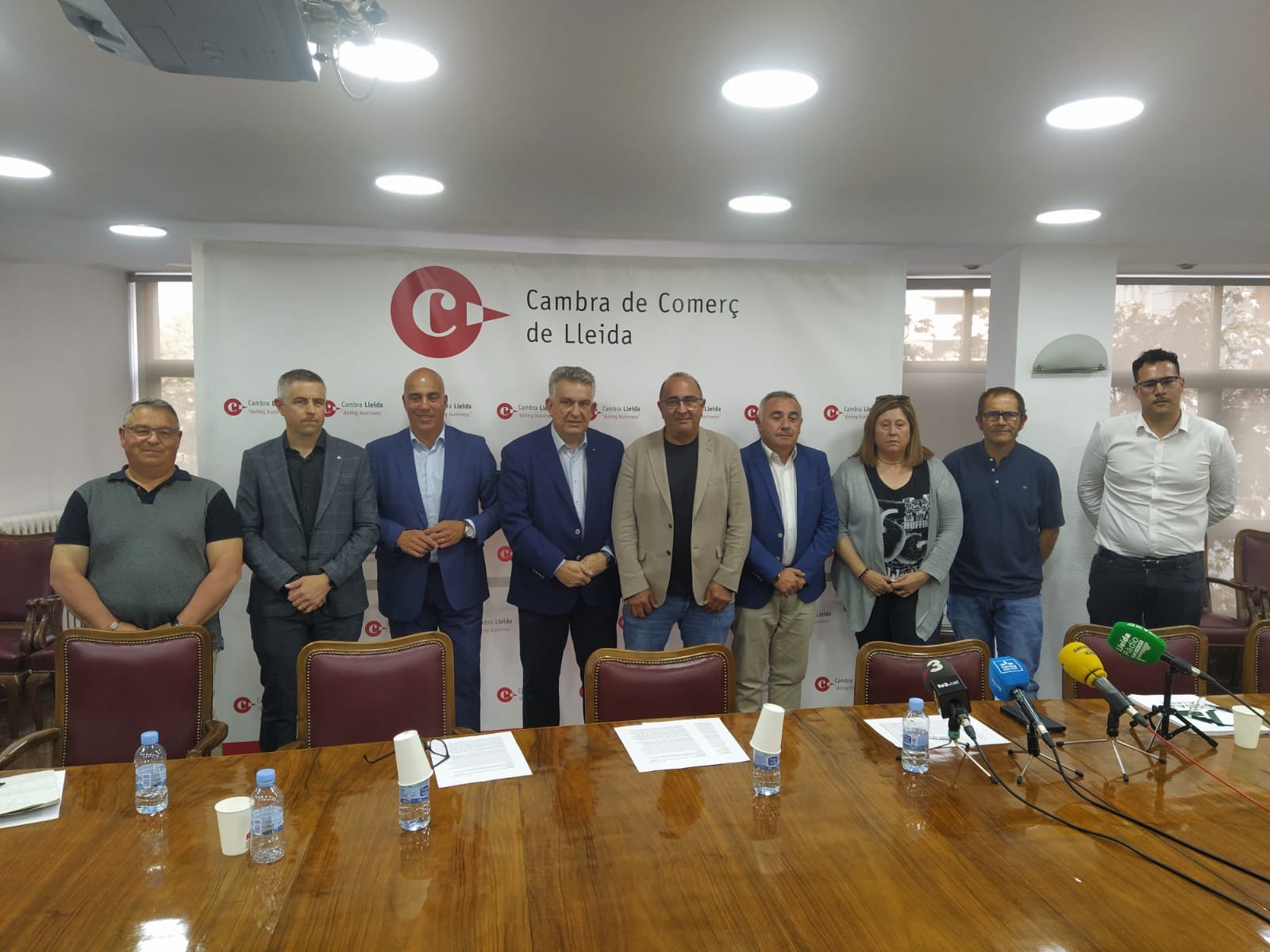 Representantes de diferentes entidades económicas de Lleida en una rueda de prensa para pedir frente común ante la sequía | ACN