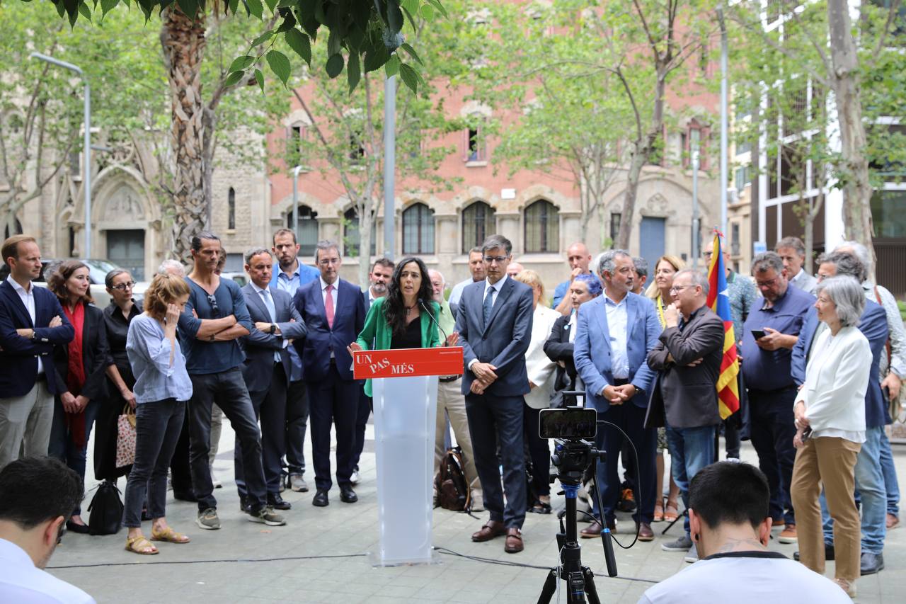 Los miembros de la candidatura d'Eines de País en Barcelona | Cedida