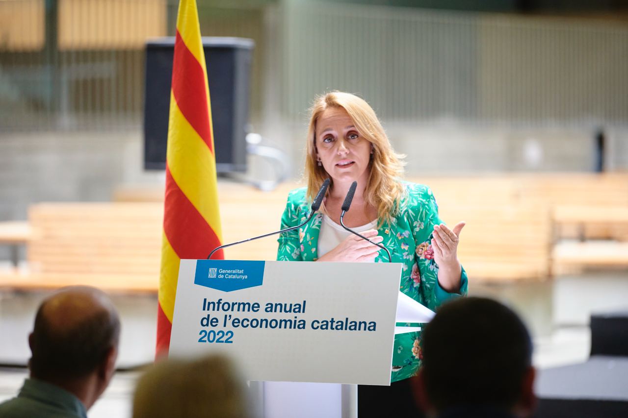 La consellera d'Economia, Natàlia Mas, en la presentació de l'informe anual de l'economia catalana 2022  | Cedida