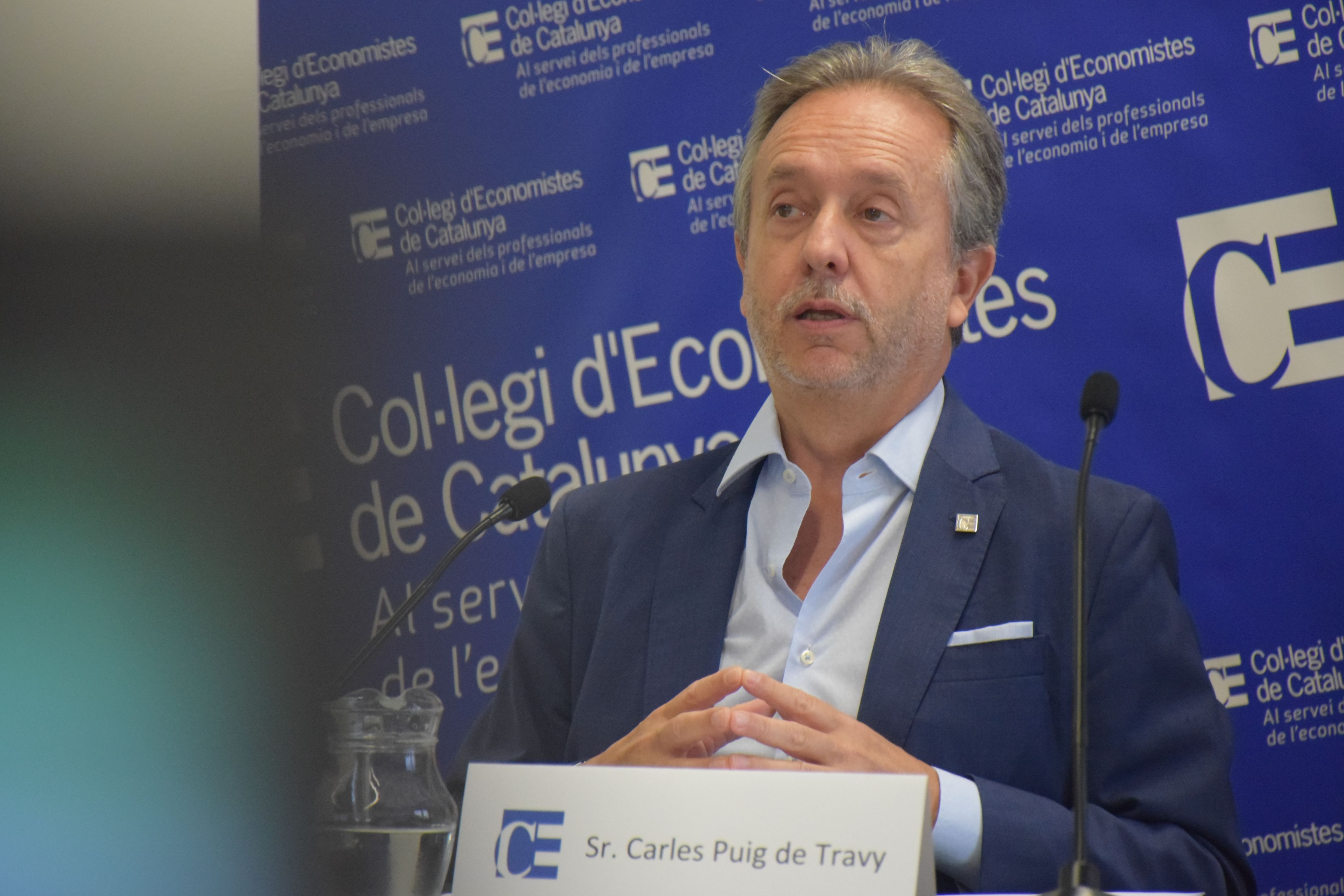 El decano del Colegio de Economistas, Carles Puig de Travy en Barcelona | ACN