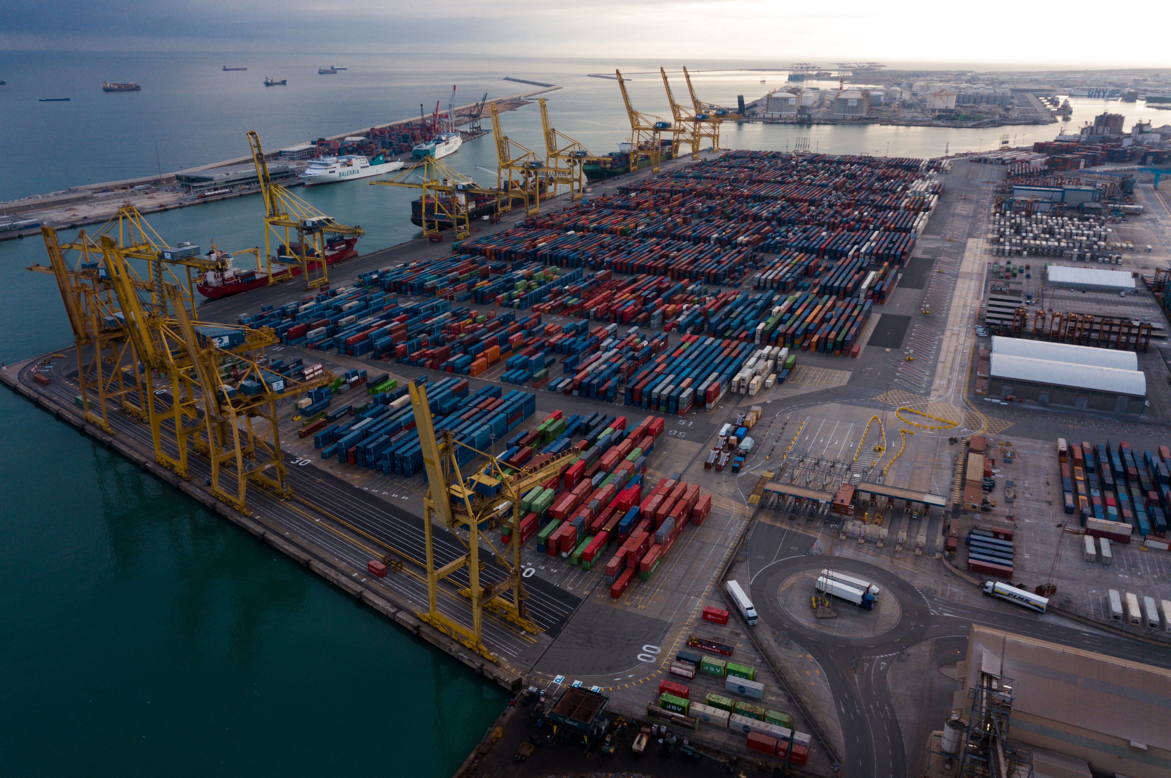 Imagen del Port de Barcelona | iStock