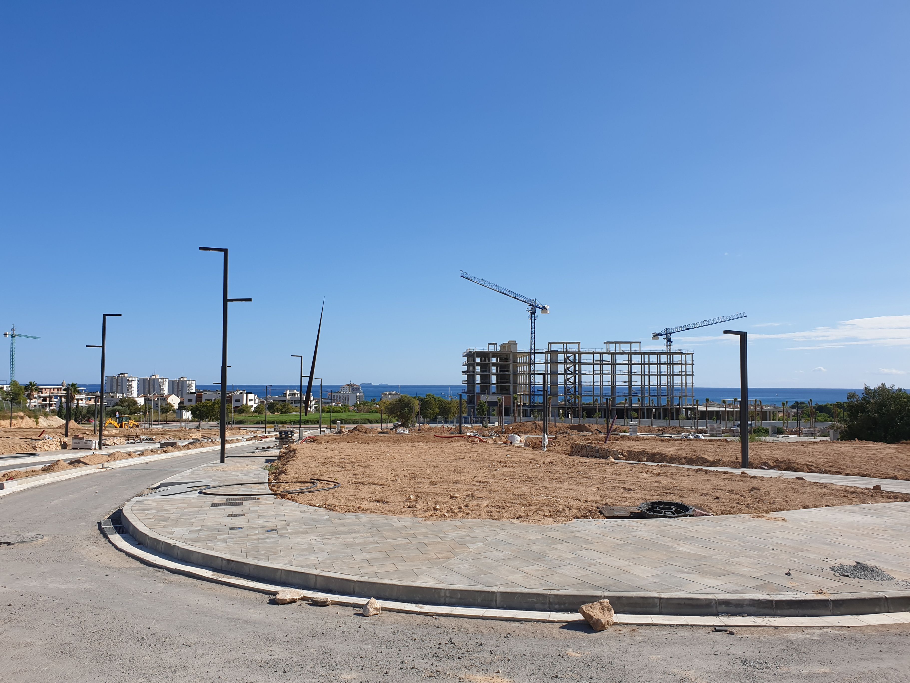 Imagen de unas obras en un barrio de Sitges |iStock