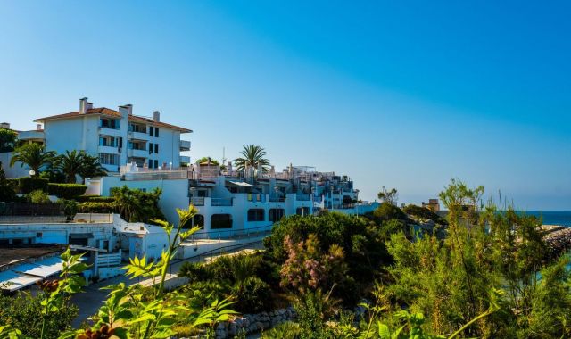 El precio medio de una vivienda en el Camí de Miralpeix (Sitges) ronda los 2,7 millones de euros | iStock