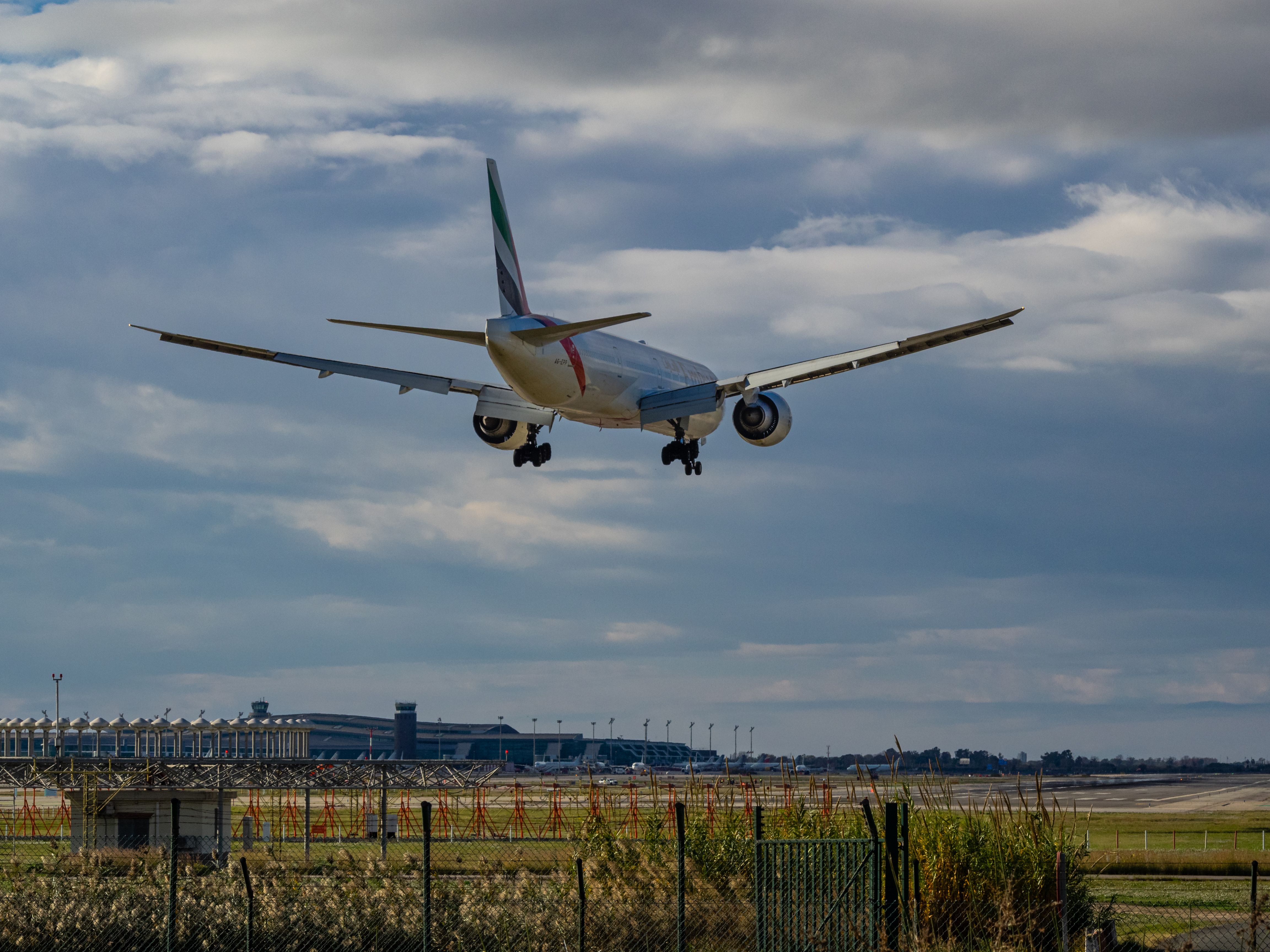 Una pista del aeropuerto del Prat | iStock