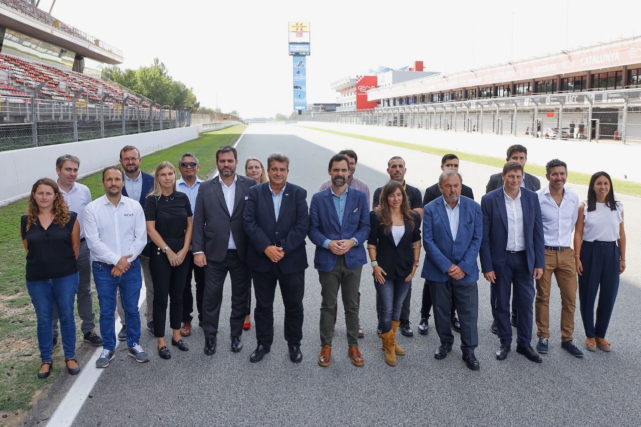 El conseller d'Empresa i Treball, Roger Torrent i Ramió, a la presentació de la fira e Mobility Experience al Circuit de Barcelona Catalunya, a Montmeló | Departament d’Empresa i Treball