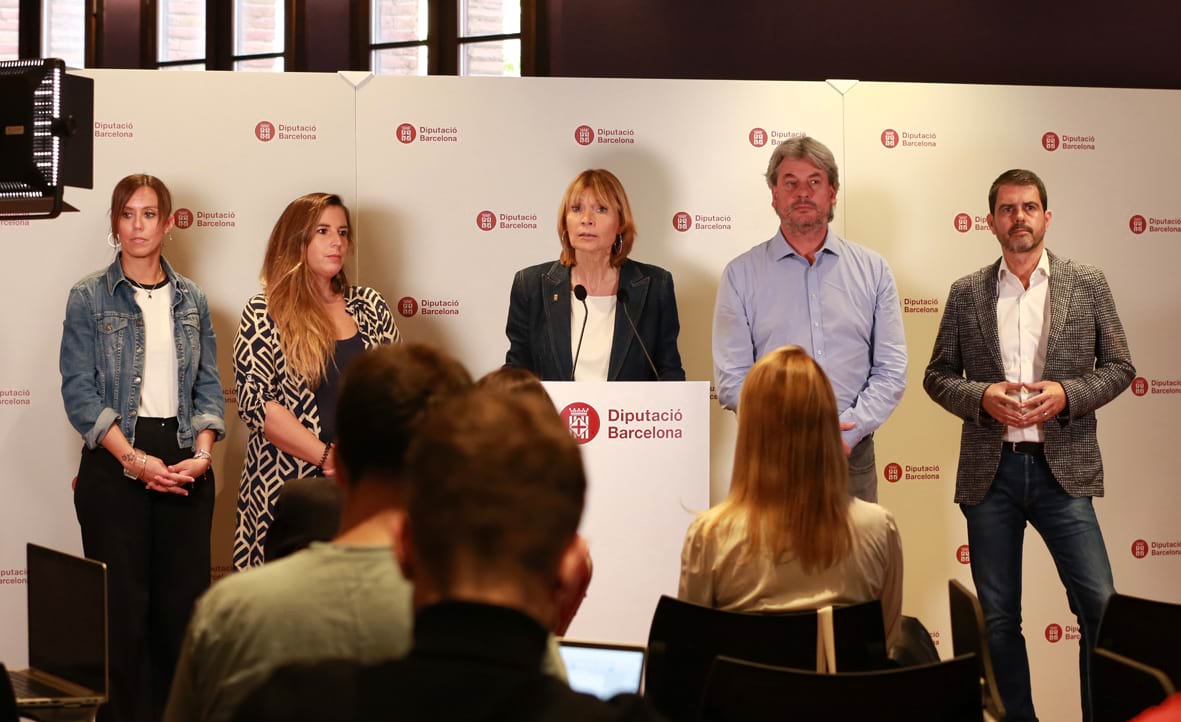 La presidenta de la Diputació de Barcelona, Lluïsa Moret, en la rueda de prensa de presentación del nuevo programa de ayuda a los ayuntamientos | Cedida