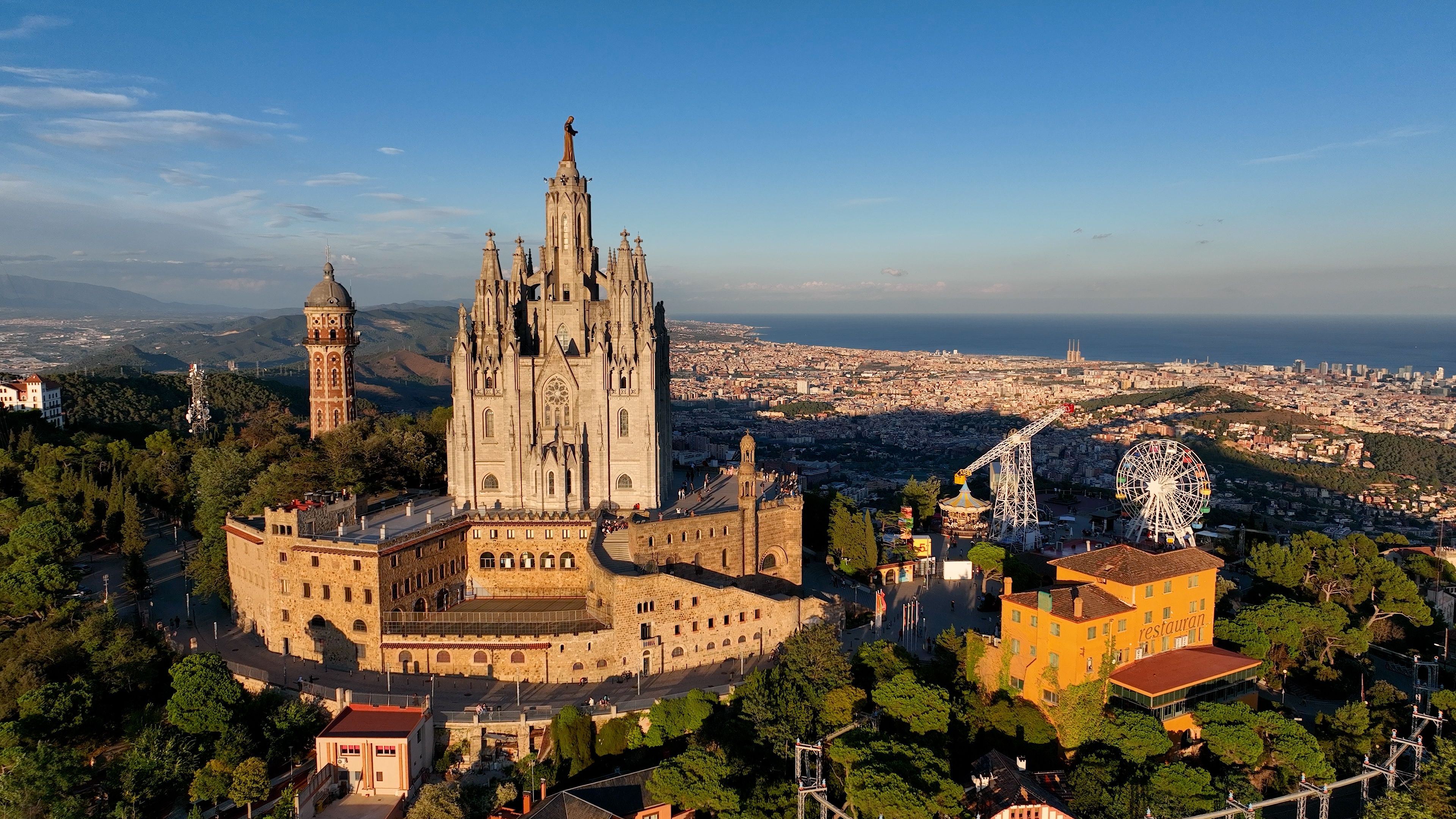 Les mencions de Barcelona a internet han caigut un 61% en comparació amb el 2022 | iStock