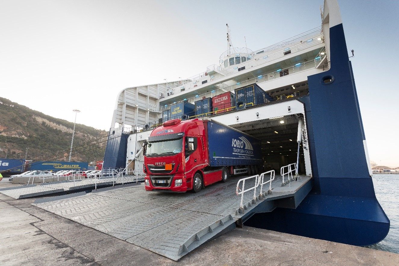 El tráfico de contenedores en el Port de Barcelona ha alcanzado la cifra de 53,3 millones de toneladas | Port de Barcelona