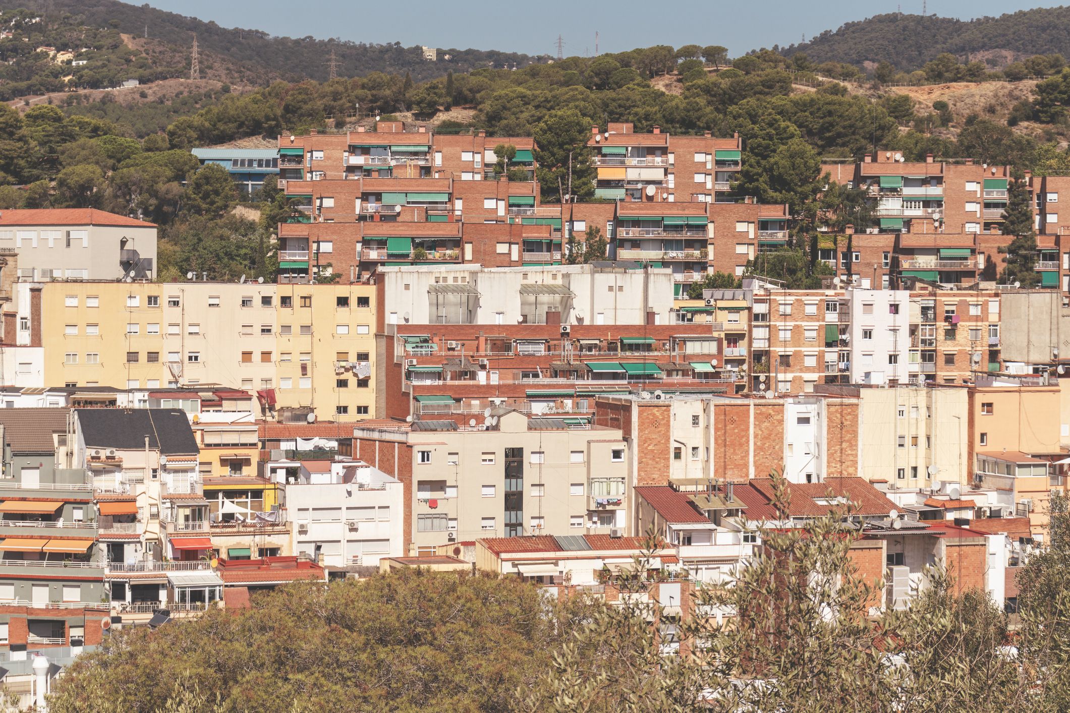 Los contratos de alquiler temporal responden a una necesidad real que se da en las grandes ciudades | iStock