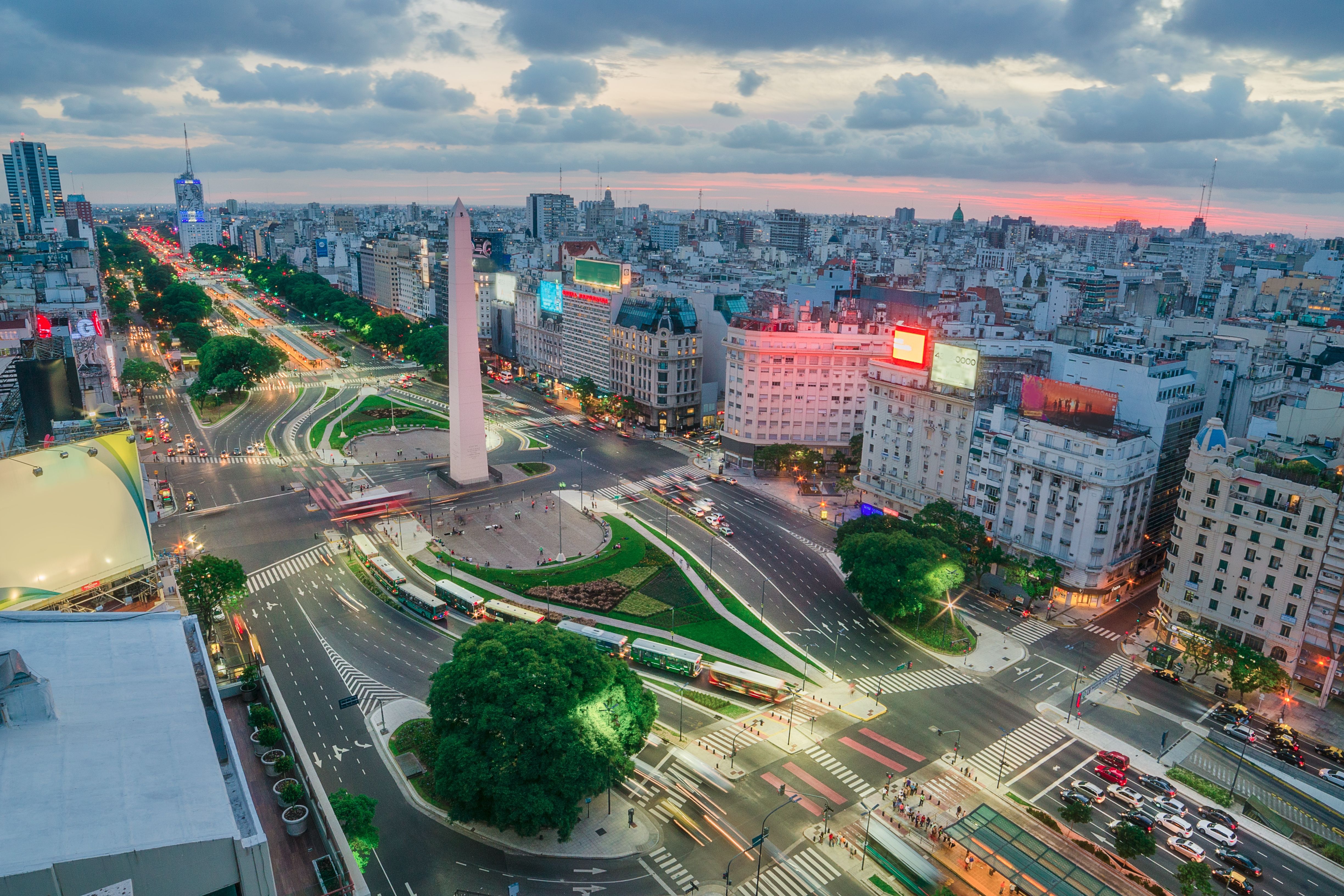 Más de 643 empresas catalanas exportan de forma regular a Argentina | iStock