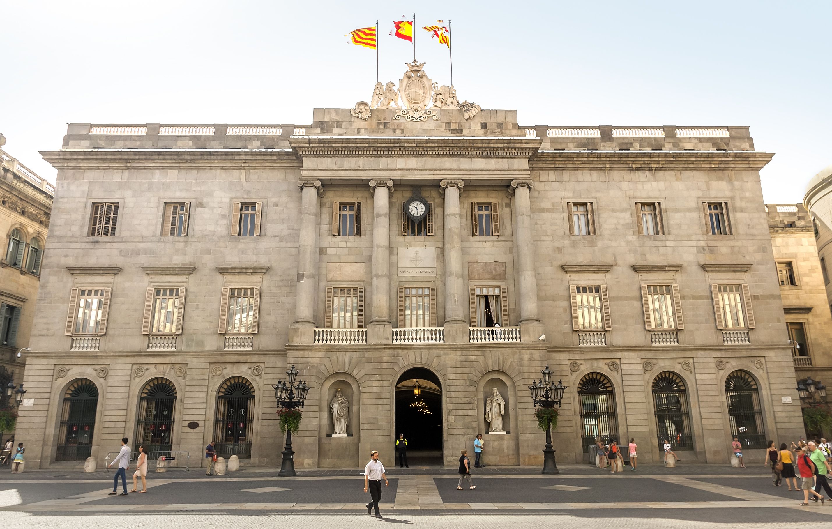 El Palau de la Generalitat a la Plaça Sant Jaume de Barcelona | iStock