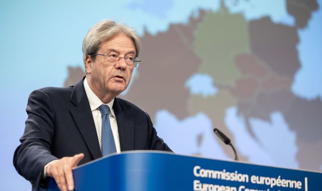 El comissari d'Economia, Paolo Gentiloni, durant la presentació de les previsions econòmiques de tardor de la Comissió Europea | ACN