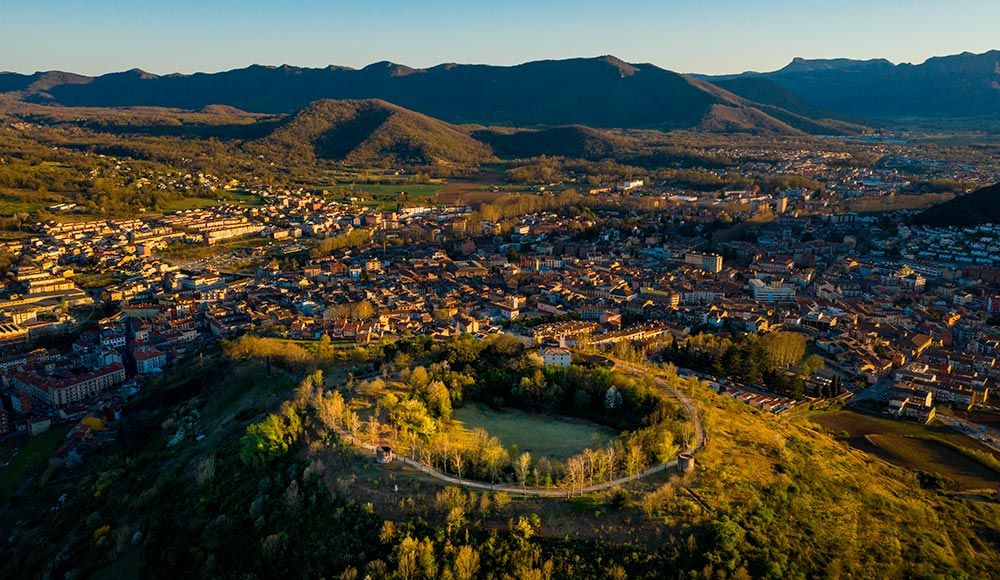 El volcán Montsacopa en Olot | Turismo la Garrotxa