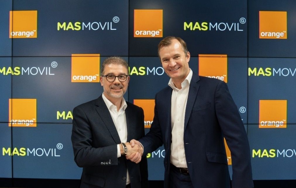 Ludovic Pech, conseller delegat d'Orange España, i Meinrad Spenger, conseller delegat de MásMóvil han signat la constitució de la nova 'joint venture' | EP