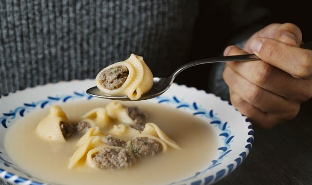 L'escudella és el plat més representatiu de la cuina catalana, segons el Centre d'Estudis d'Opinió | iStock