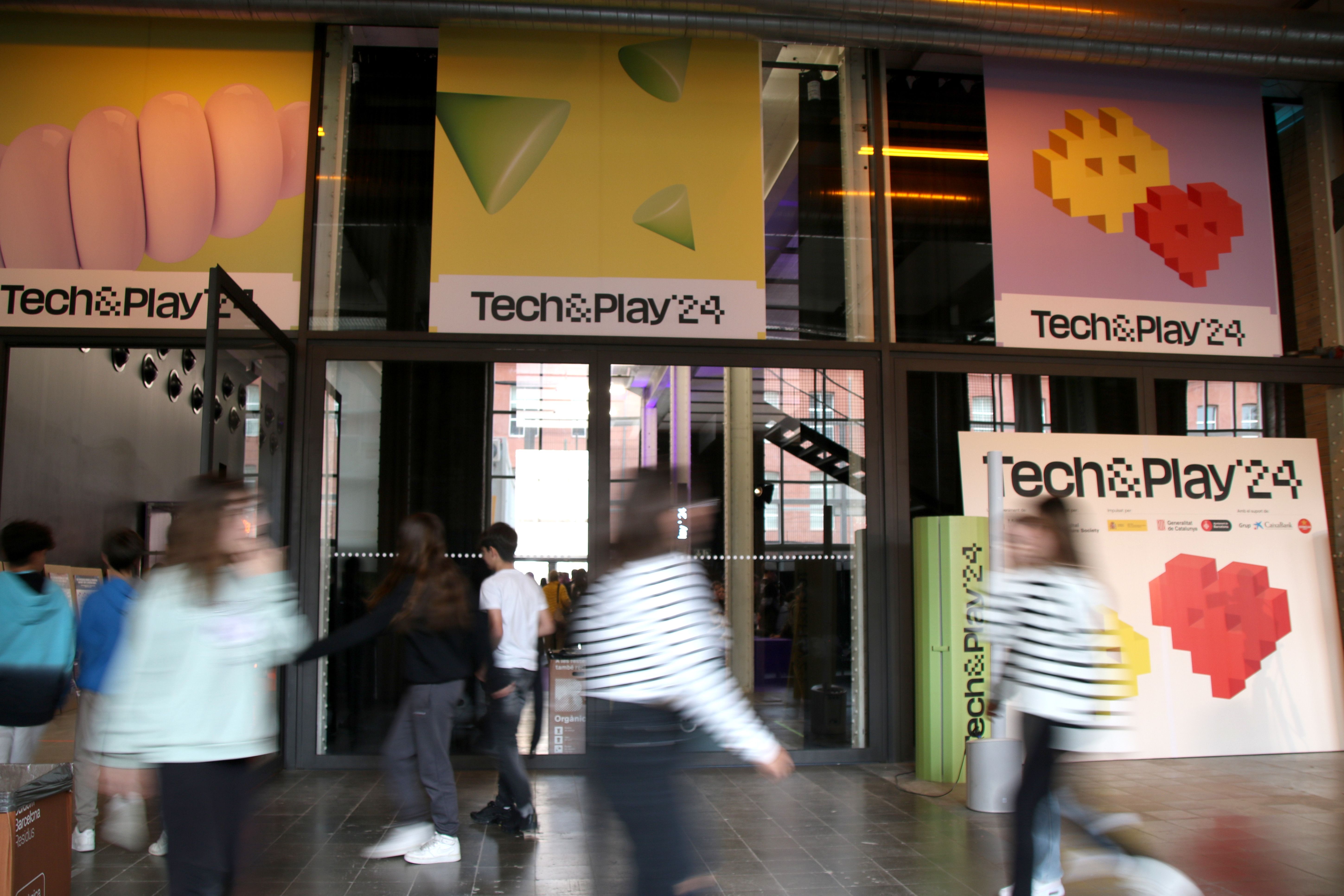 La segunda edición del Tech&Play ha dado el disparo de salida en Fabra i Coats: Fàbrica de Creació de Barcelona | ACN