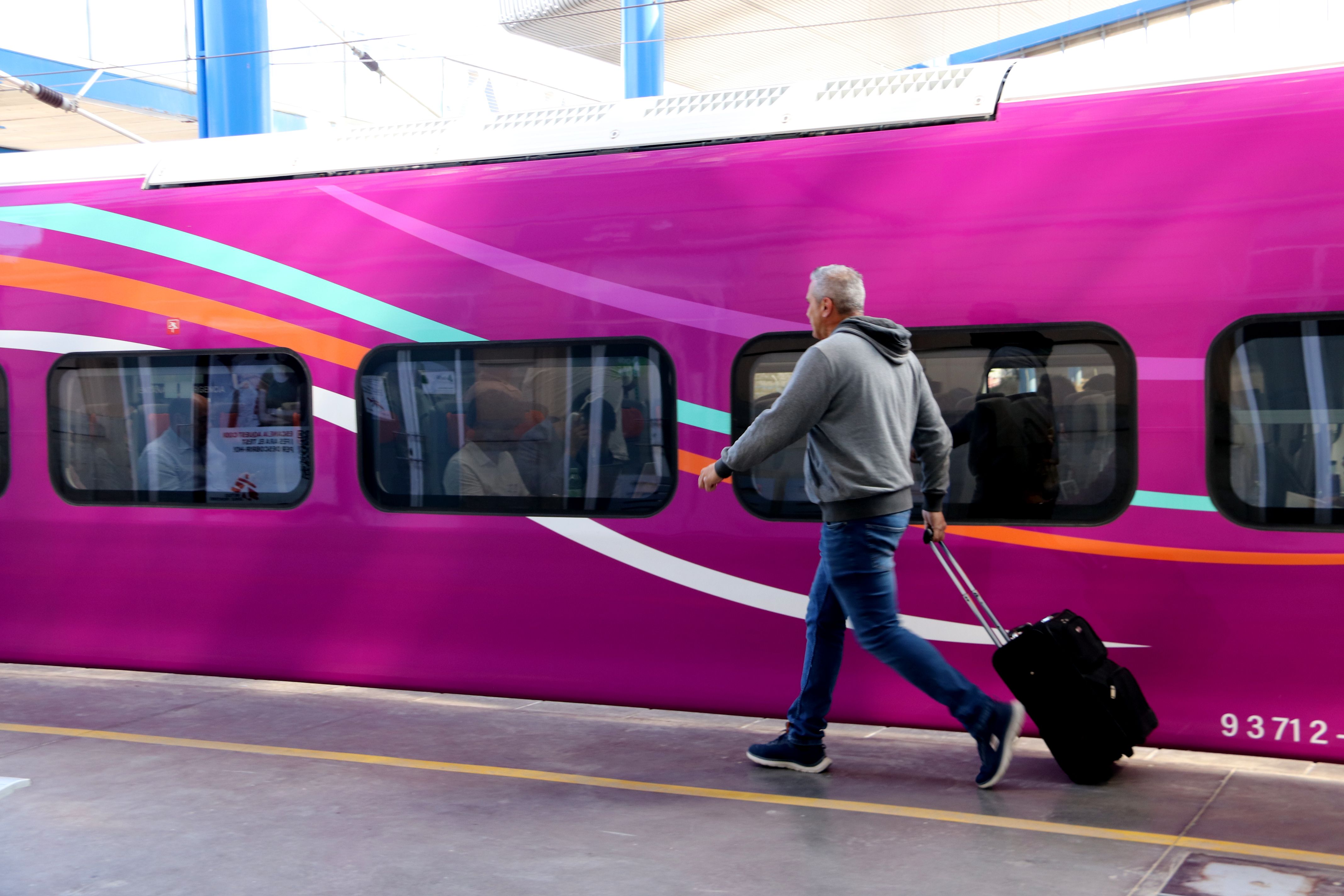 Renfe posa en circulació uns nous trens d'alta velocitat amb capacitat per a 581 persones