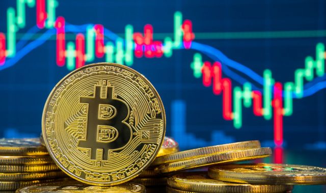 El bitcoin i la seva tecnologia subjacent, la blockchain, estan guanyant terreny en el món financer | iStock