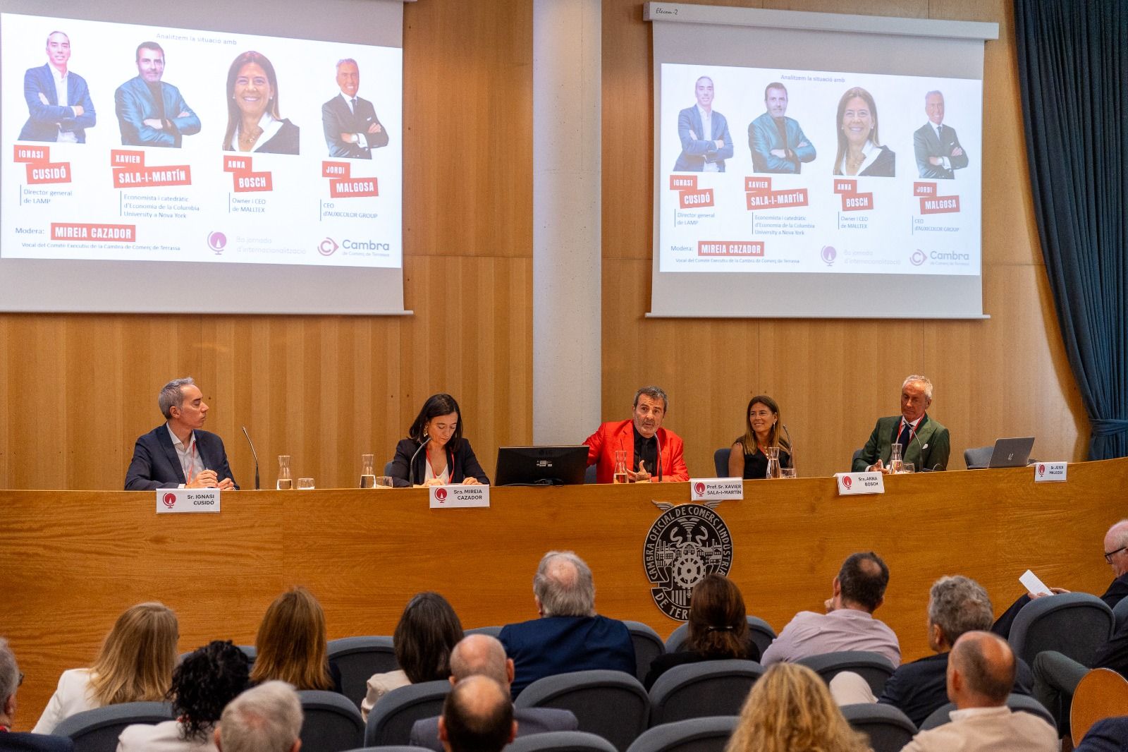 Ignasi Cusidó (Lamp), Mireia Cazador (CCT), Xavier Sala-i-Martín, Anna Bosch (Malltex) i Jordi Malgosa (Auxicolor Group) | @CambraTerrassa (X)