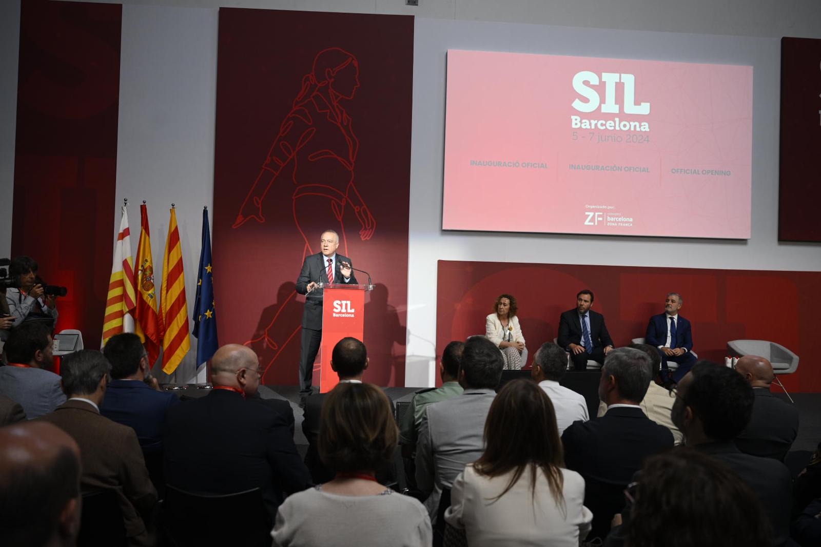 Pere Navarro, delegat especial de l'Estat al Consorci de la Zona Franca de Barcelona, durant l'acte d'inauguració del SIL Barcelona | @SILBarcelona