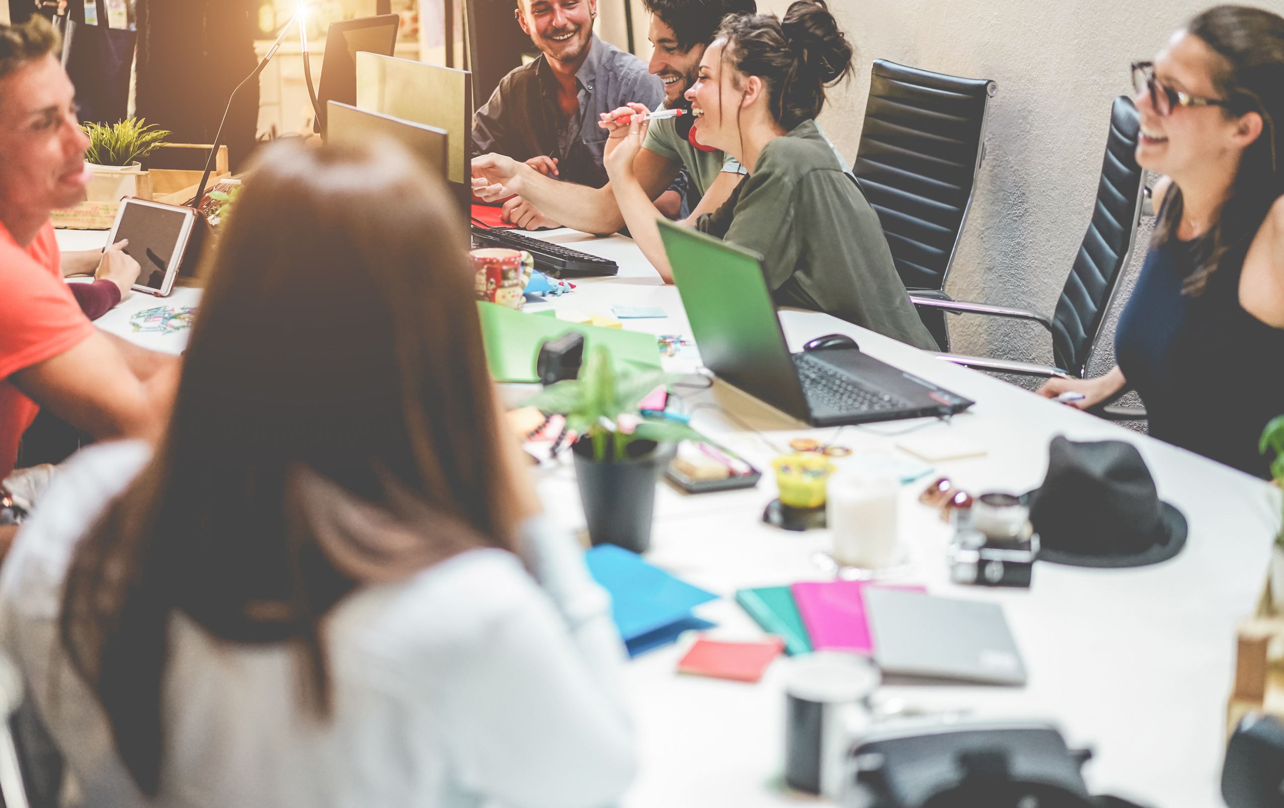 De media, dedicamos al trabajo unos 12 años | iStock