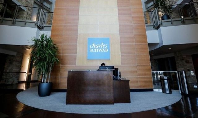 L'entitat Charles Schwab va obtenir la millor ràtio de solvència, 25,2% | EP