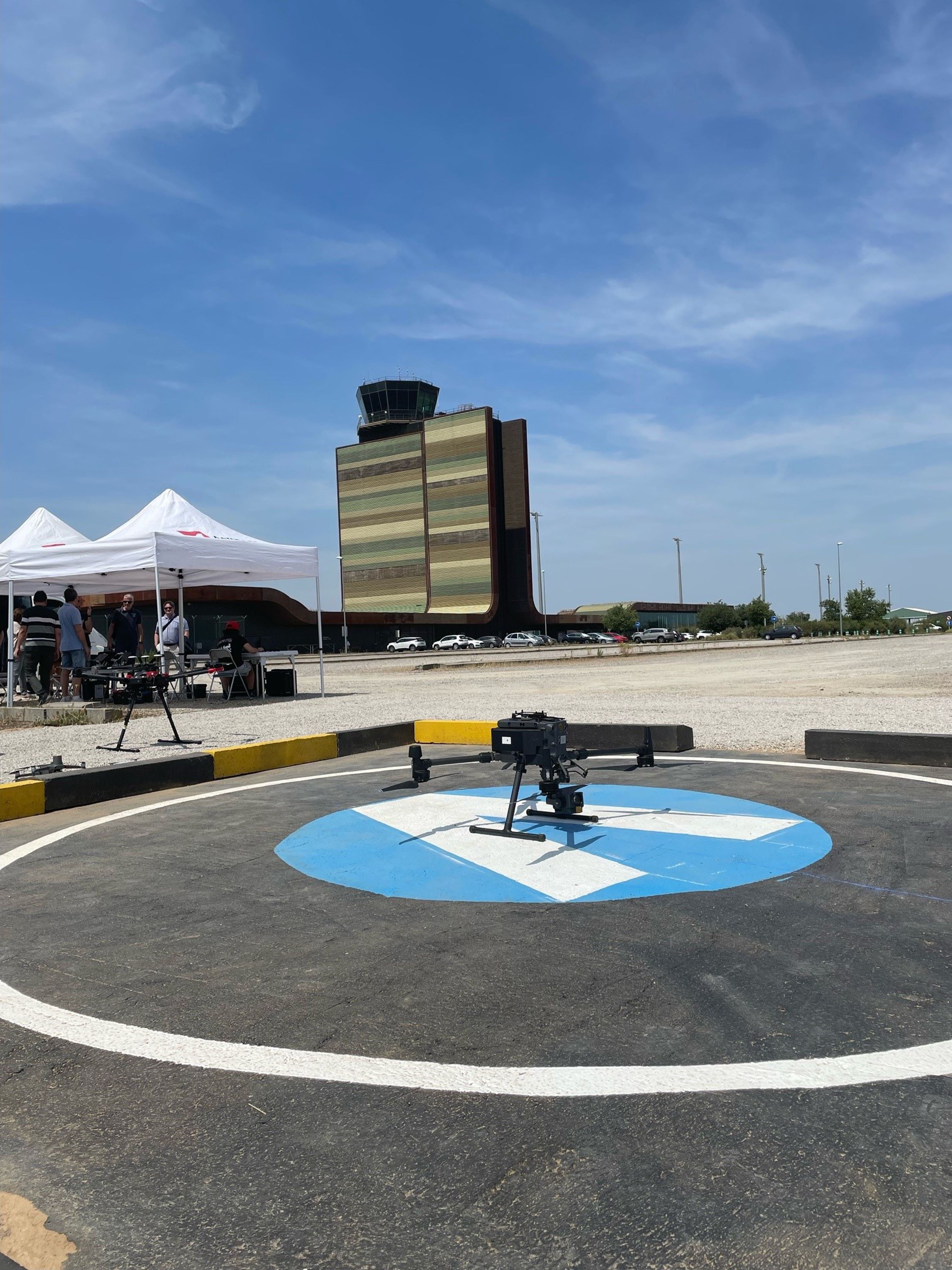 El nuevo vertipuerto para drones pequeños y medianos del aeropuerto de Lleida-Alguaire  | ACN