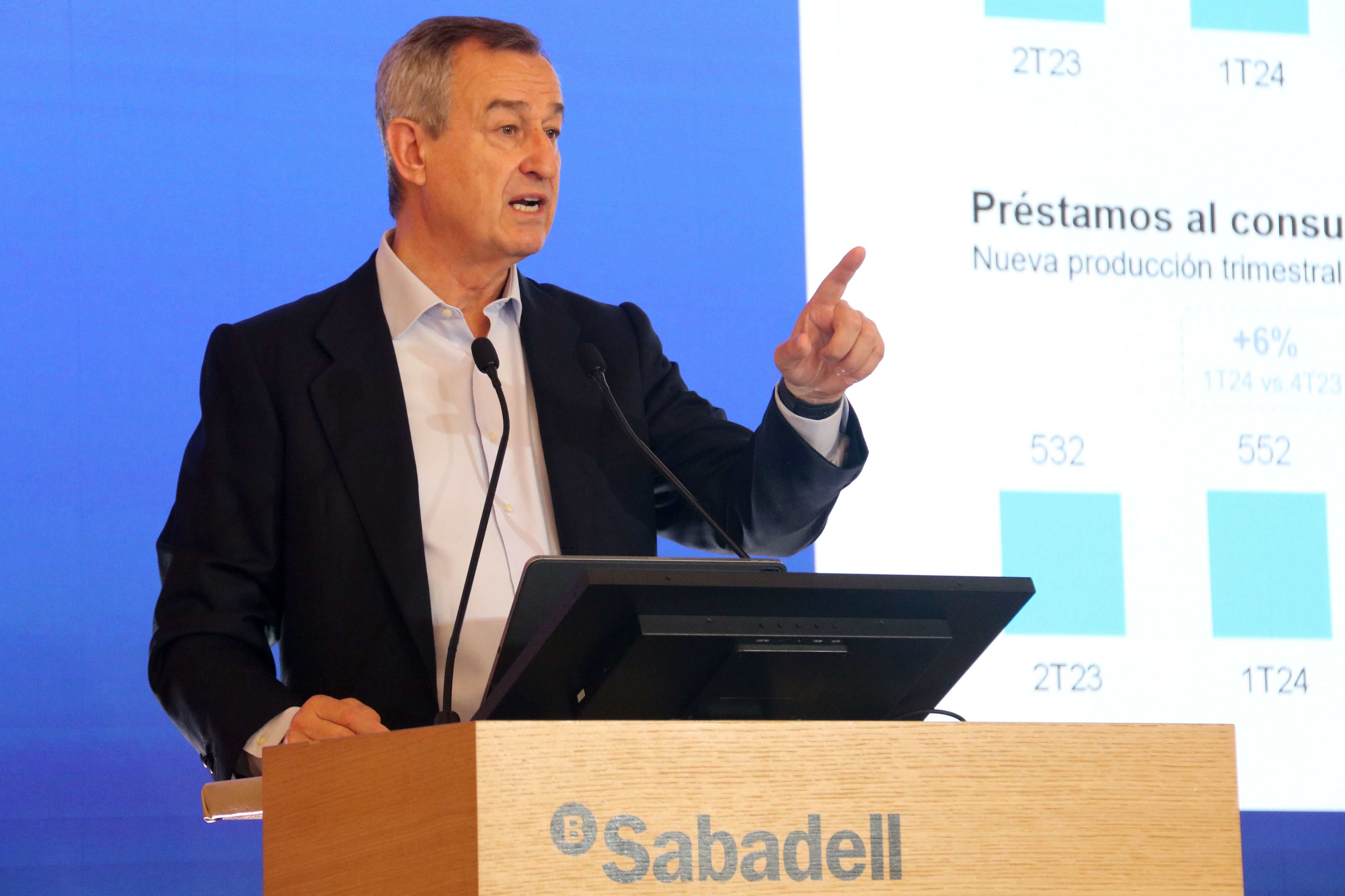 El conseller delegat de Banc Sabadell, César González-Bueno, durant la presentació de resultats de l'entitat corresponents al segon trimestre de 2024 | ACN